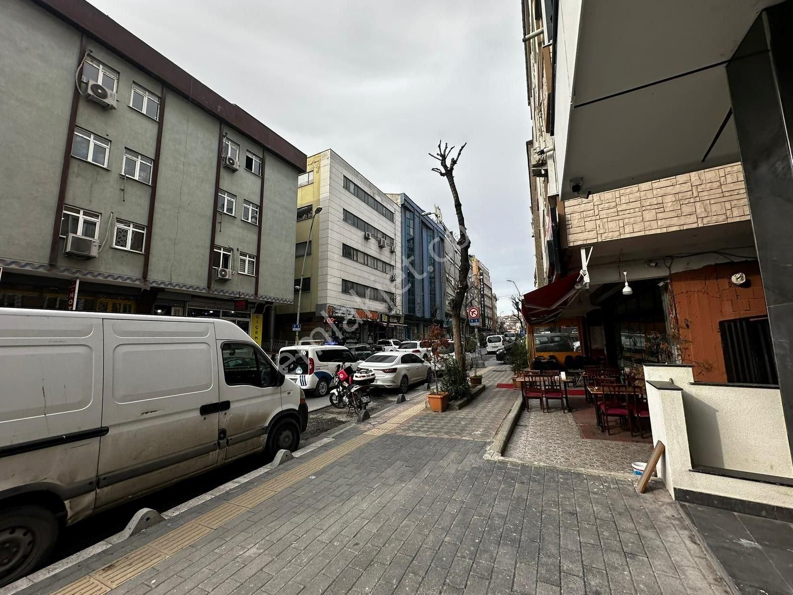 Bahçelievlerde Kiralık Cadde Üzeri Depolu Mağaza&dükkan - Görsel 27