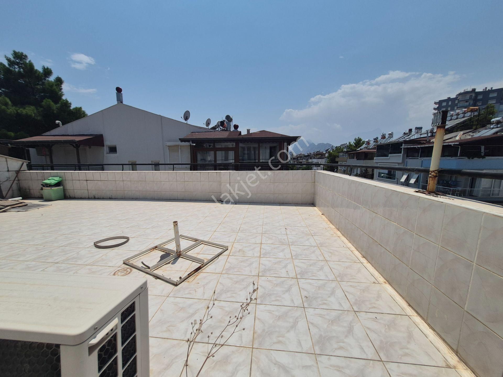 Altınkum'da Çağlarsoy Market Arkası 3+1 Dubleks Satılık Daire - Görsel 26