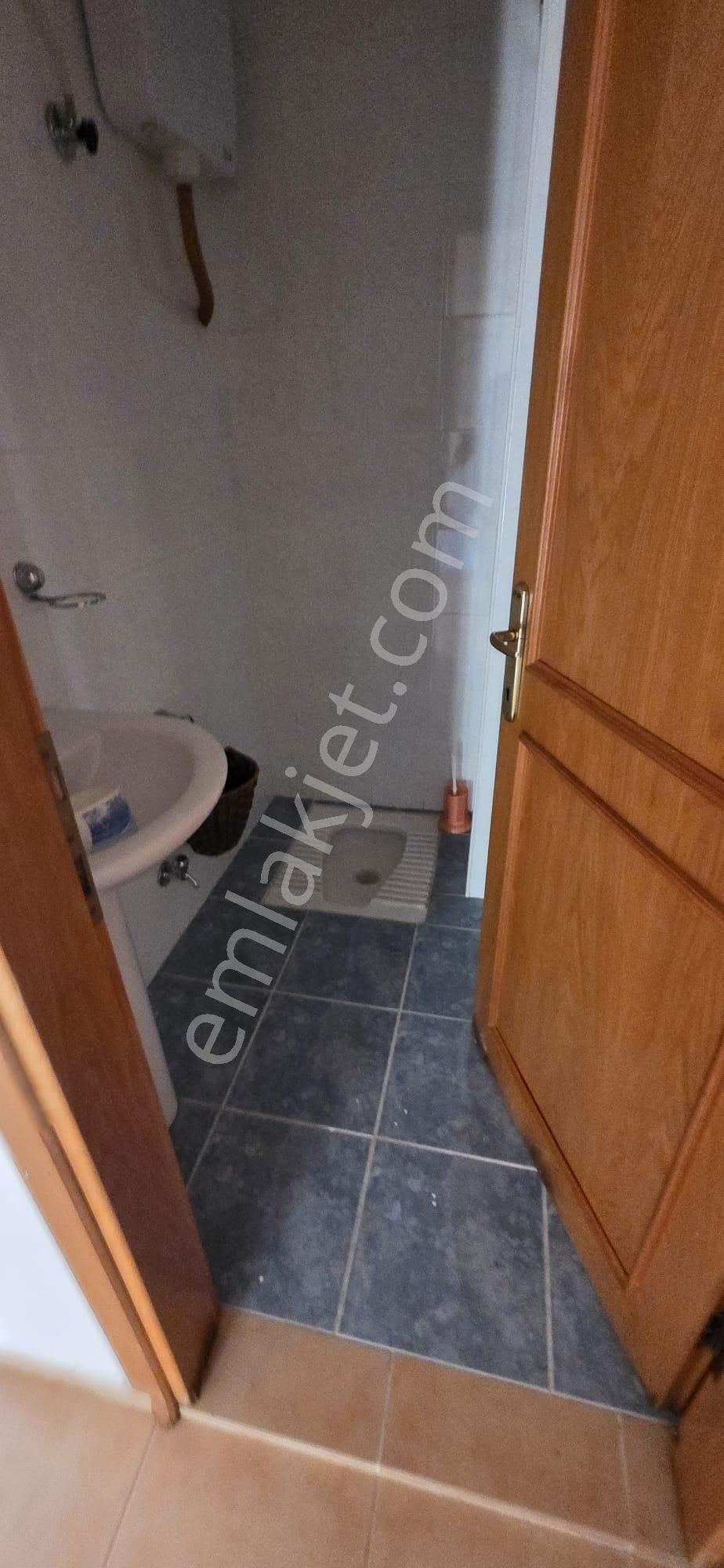 Çınar Mahallesinde, Metroya Yakın , 2+1 , 120 M2 Daire - Görsel 16