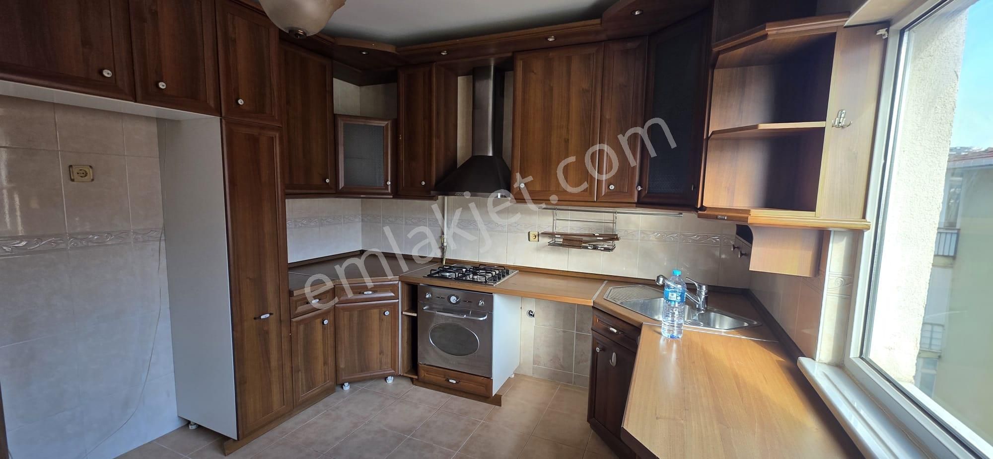 Çınar Mahallesinde, Metroya Yakın , 2+1 , 120 M2 Daire - Görsel 26
