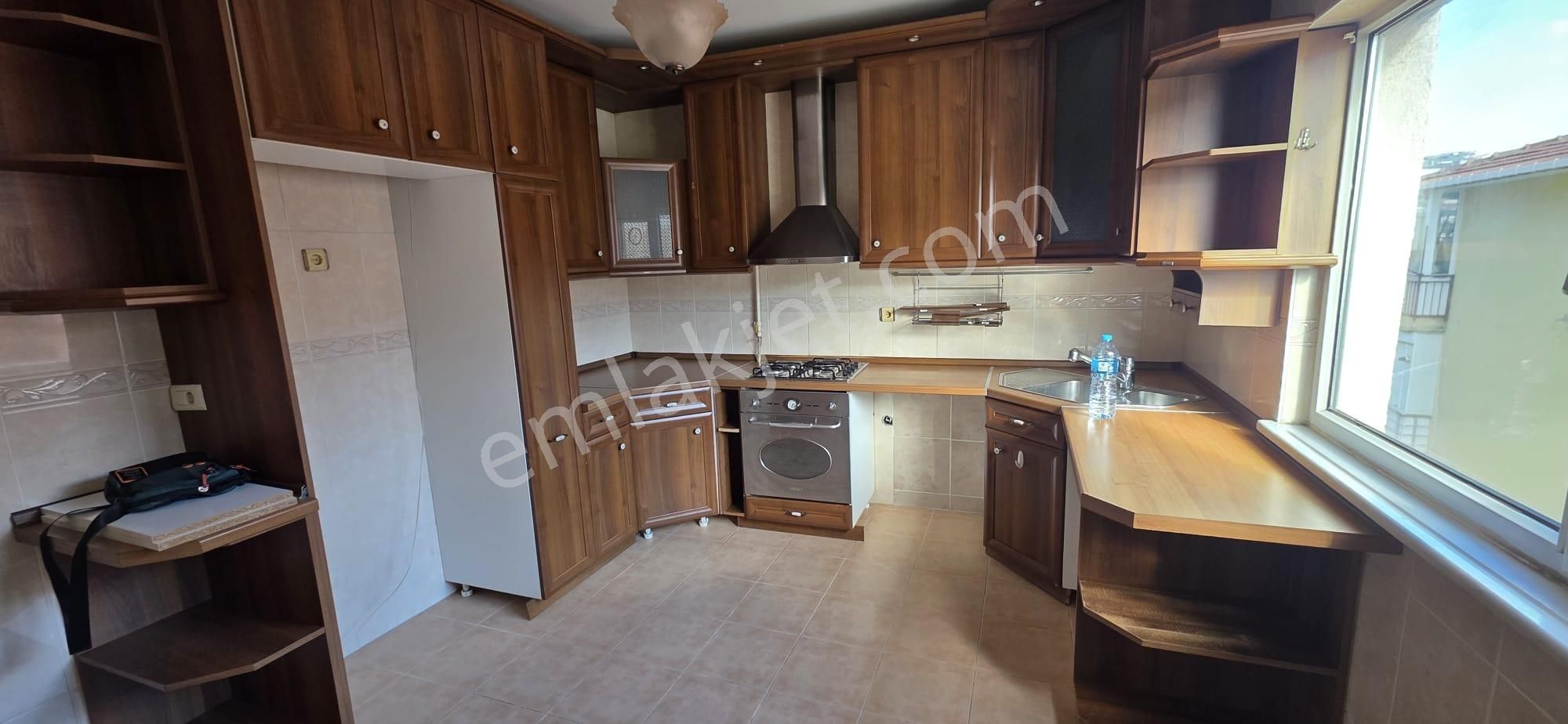 Çınar Mahallesinde, Metroya Yakın , 2+1 , 120 M2 Daire - Görsel 25