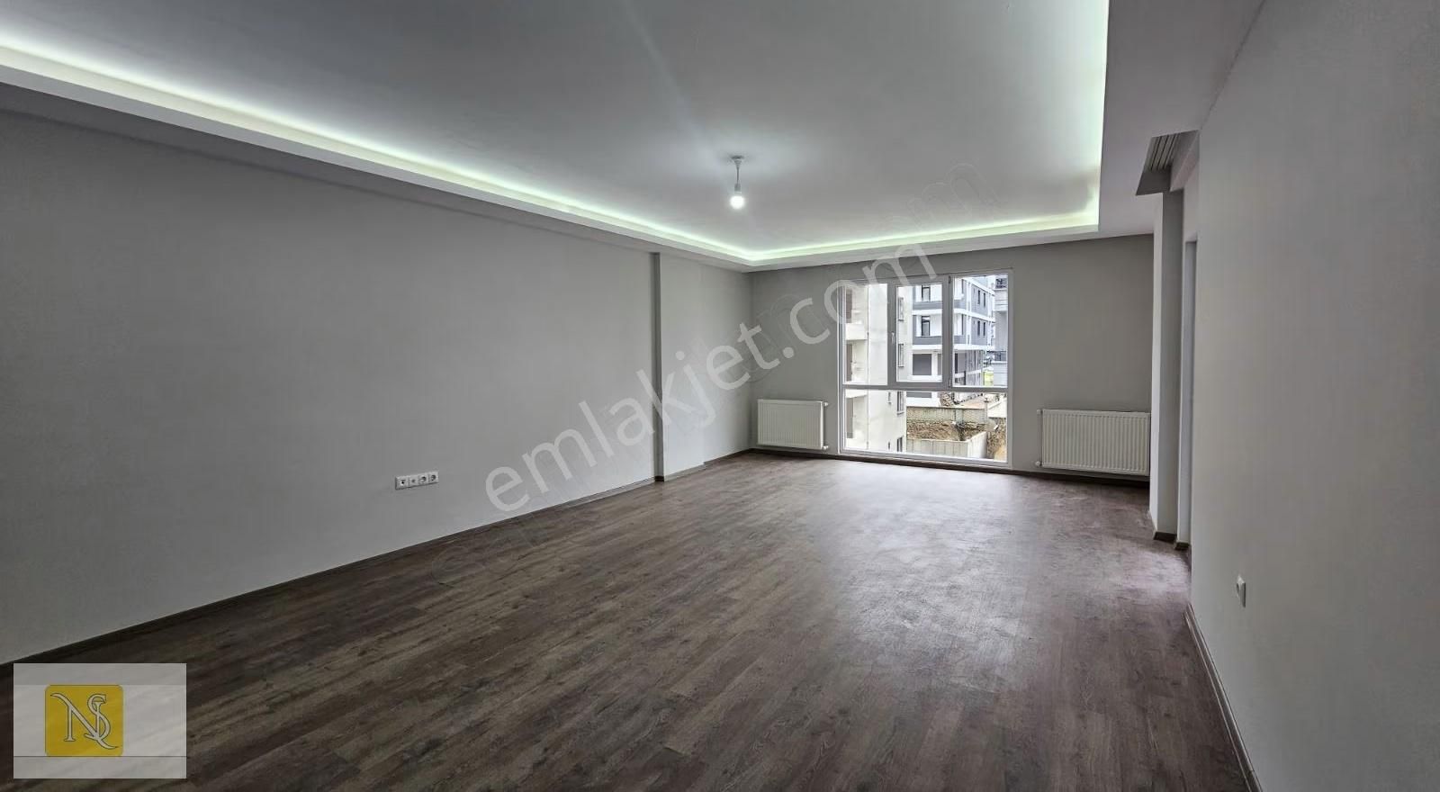 Nş Gayrimenkul Hakan Dan Kiralık Daıre 4+1