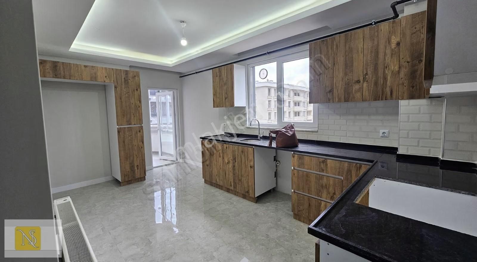 Nş Gayrimenkul Hakan Dan Kiralık Daıre 4+1 - Görsel 3
