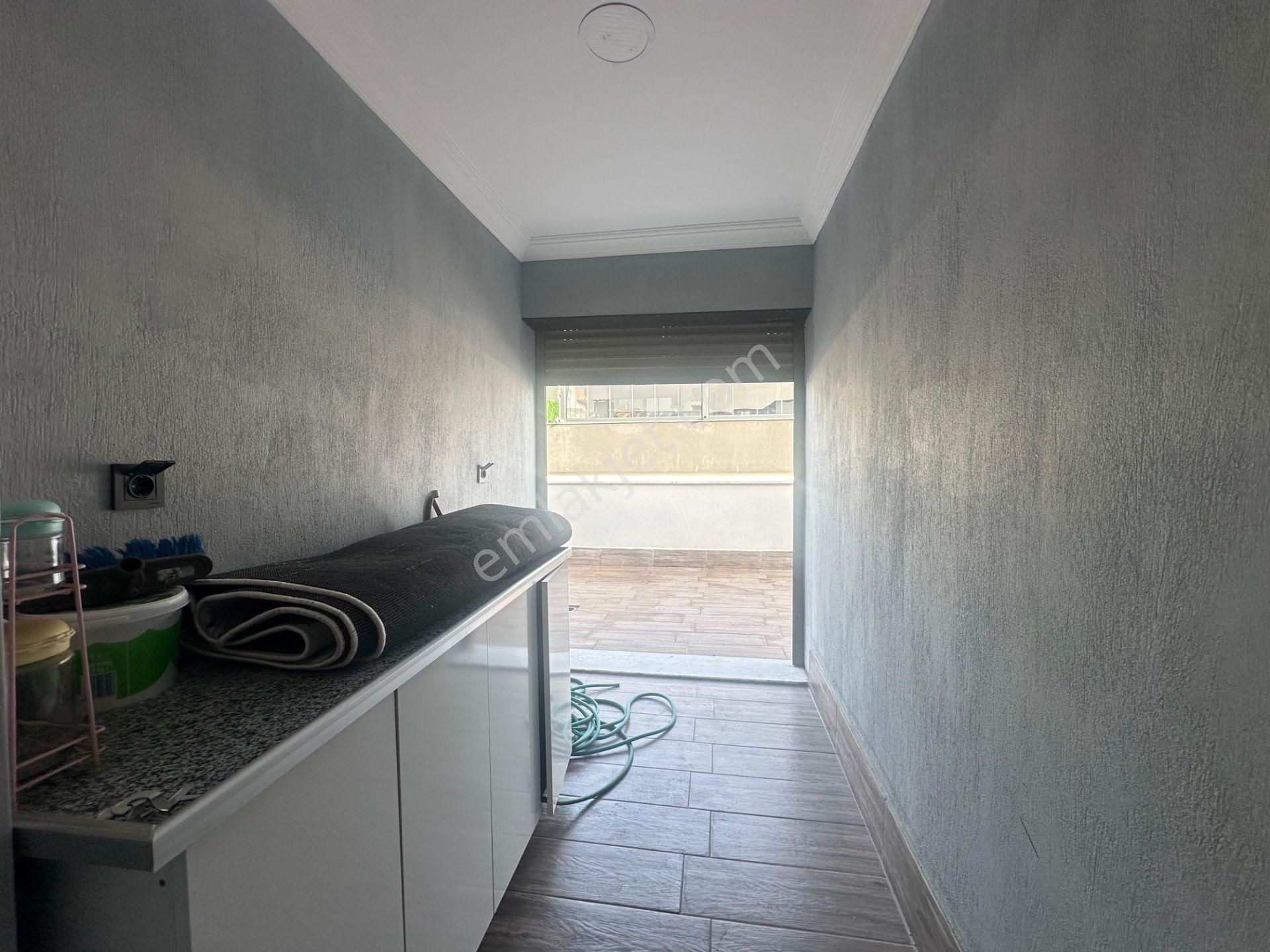 İzmir Torbalı Ayrancılar Merkezde Acill Satılık 5+1 Çatı Dubleksi - Görsel 8