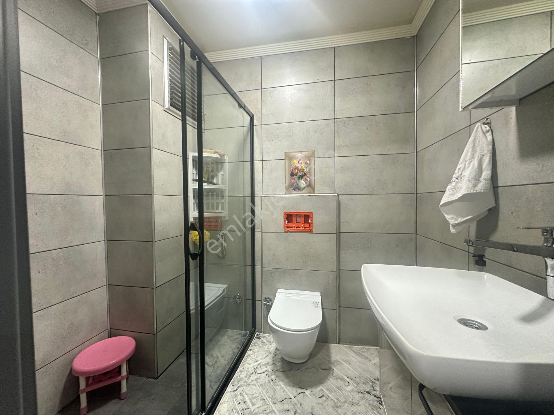 İzmir Torbalı Ayrancılar Merkezde Acill Satılık 5+1 Çatı Dubleksi - Görsel 2