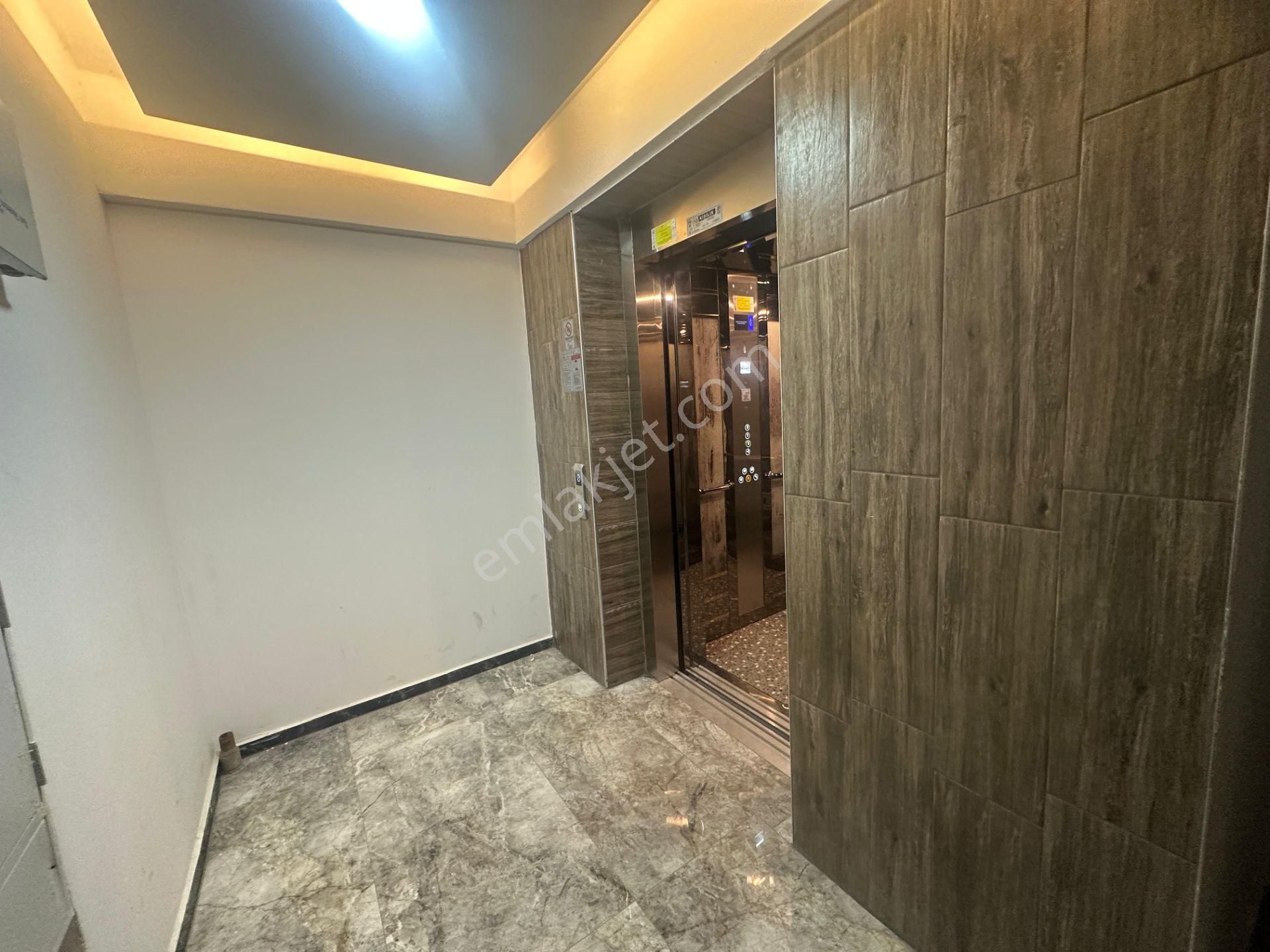 İzmir Torbalı Ayrancılar Merkezde Acill Satılık 5+1 Çatı Dubleksi - Görsel 11