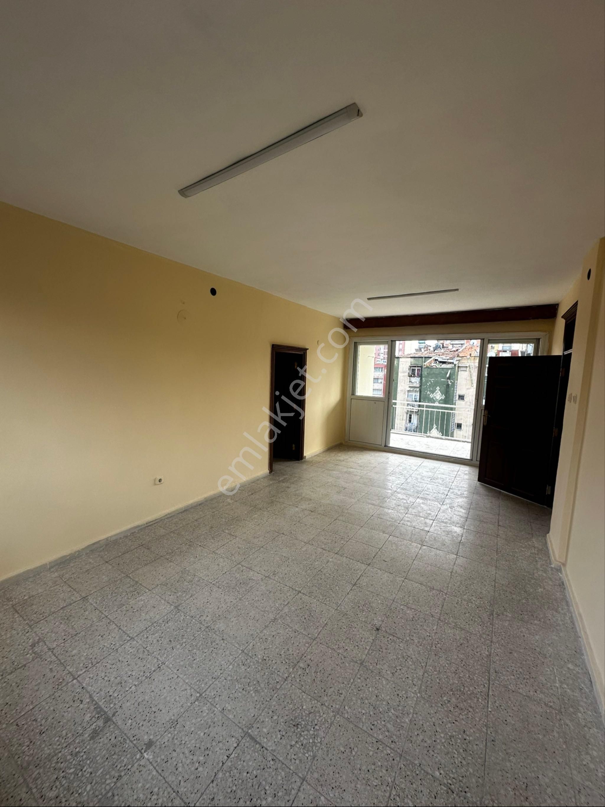 Sahibinden Emek Mahallesinde 3+1 Geniş Tertemiz Kiralık Daire - Görsel 14