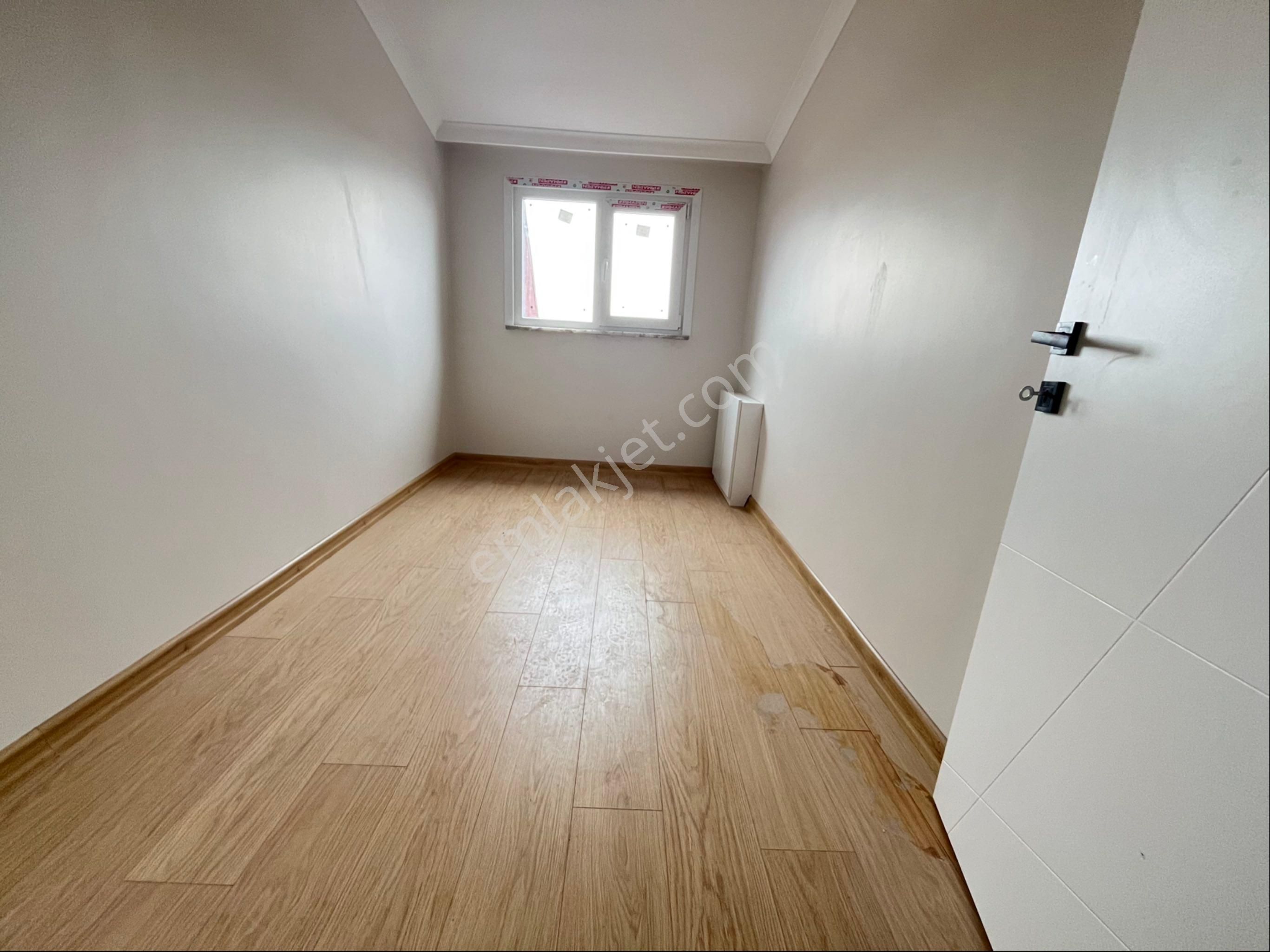 Adil Mahallesinde 5+1 İki Aile Yaşamına Uygun Çift Mutfaklı Satılık Daire - Görsel 23