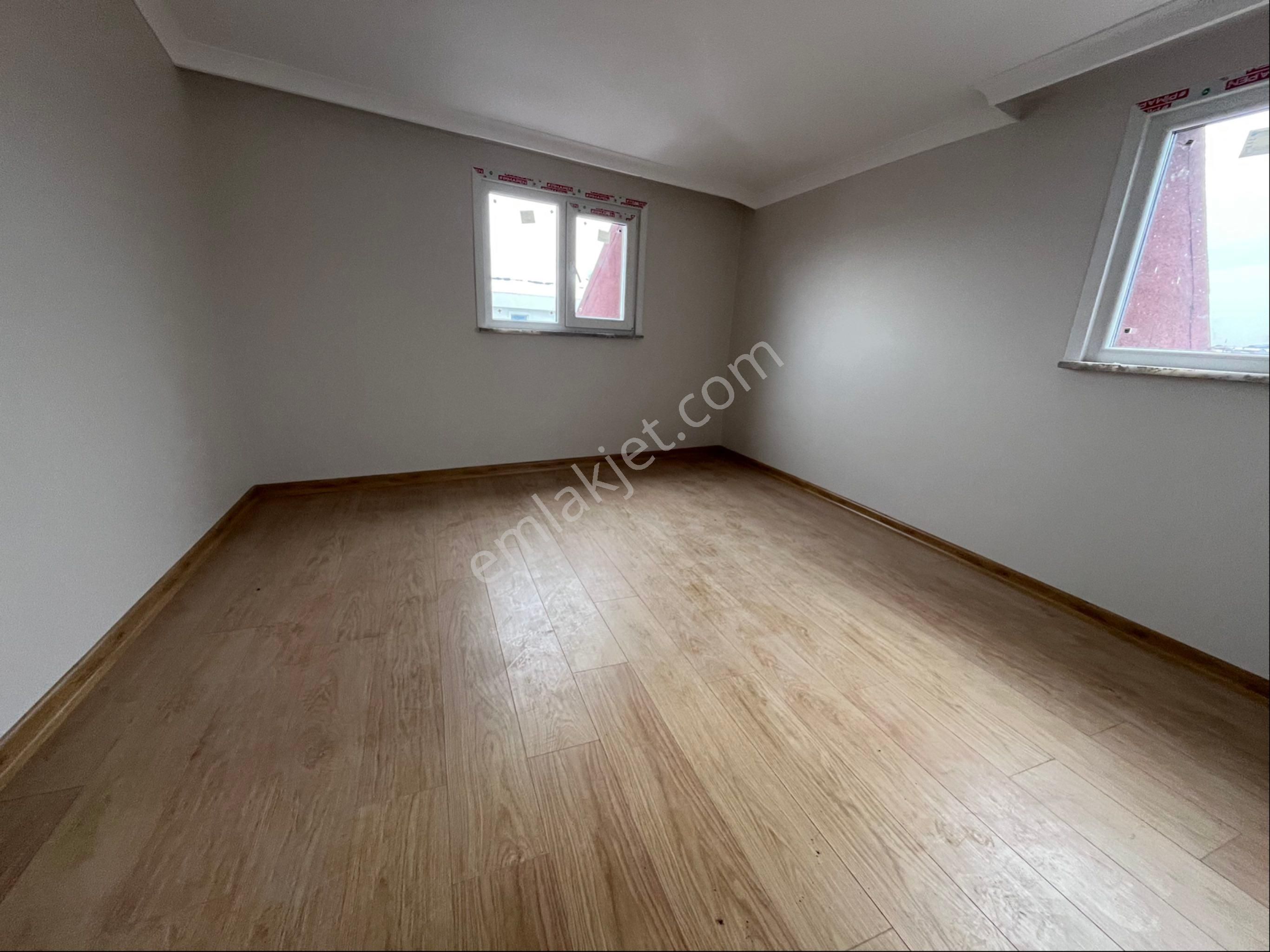 Adil Mahallesinde 5+1 İki Aile Yaşamına Uygun Çift Mutfaklı Satılık Daire - Görsel 25