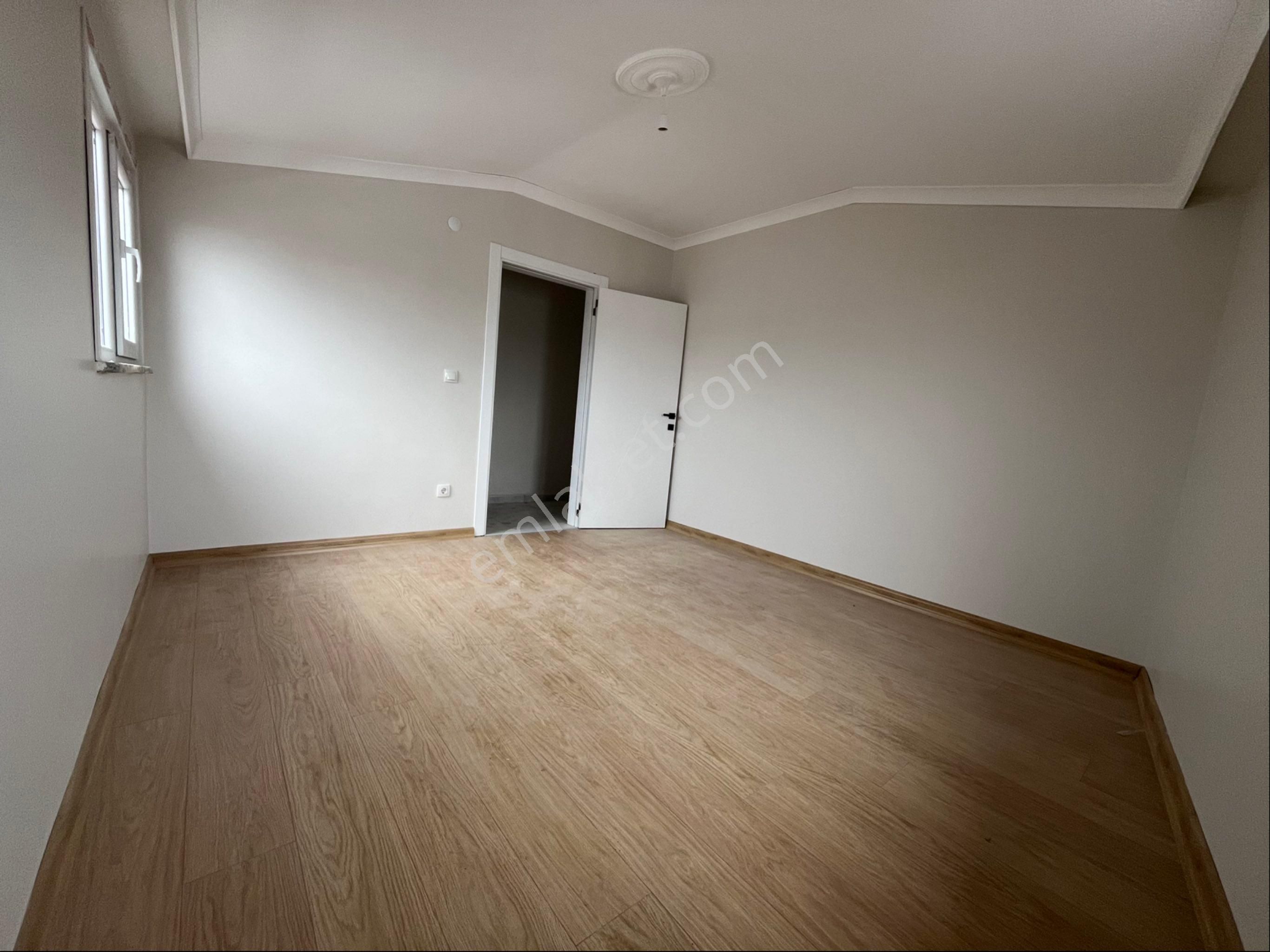 Adil Mahallesinde 5+1 İki Aile Yaşamına Uygun Çift Mutfaklı Satılık Daire - Görsel 28