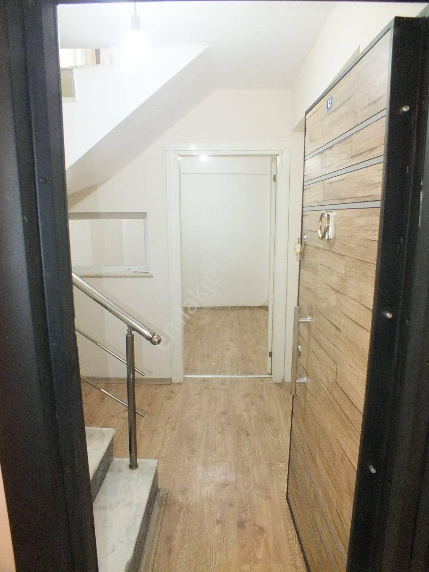 241 Sümer Mahallesi Eml Lisesi Yanında Kiralık 3 +0 Dublex Daire - Görsel 15