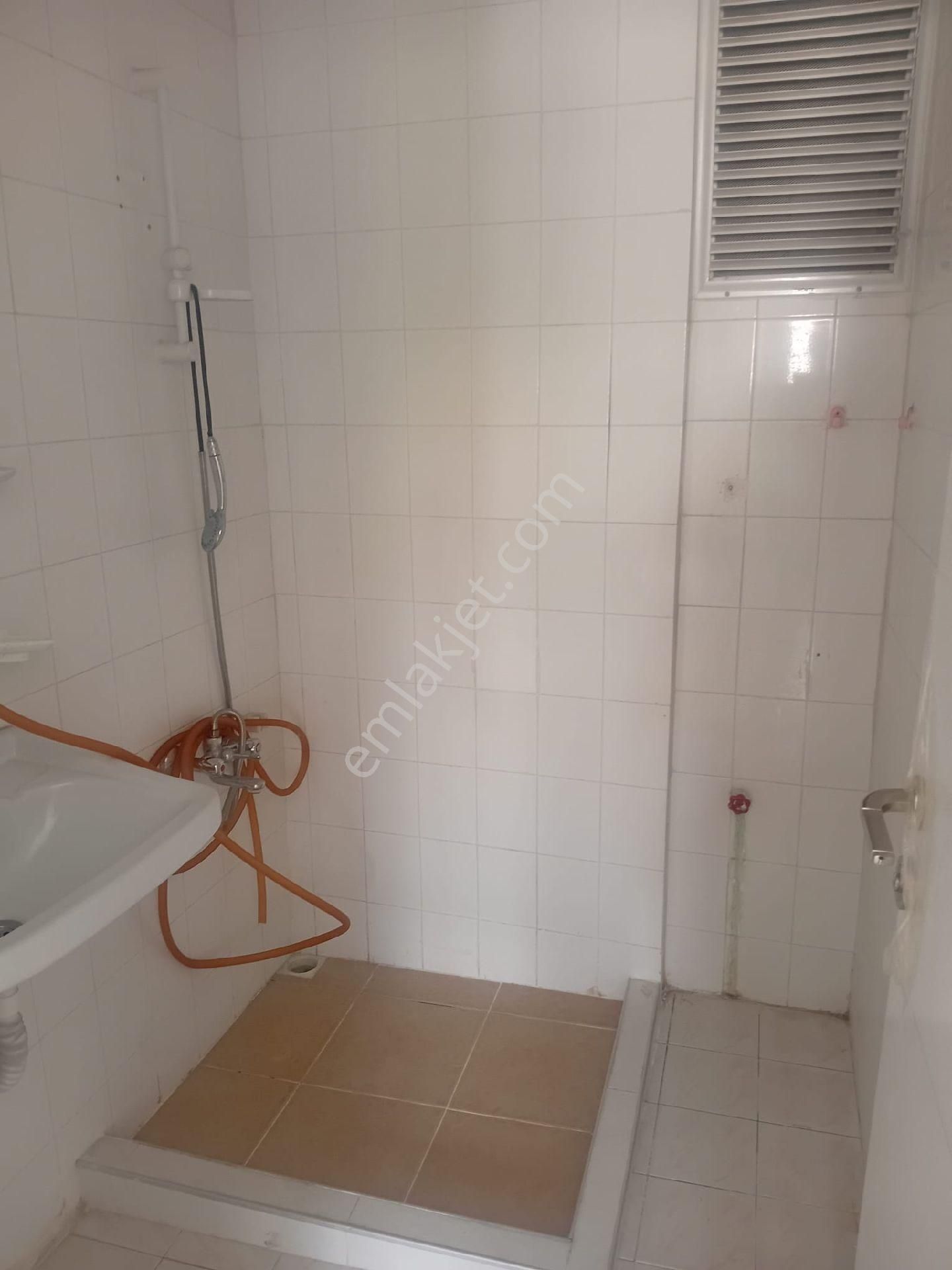 İzmir.bayraklı.oamangazıde.satılık.3+1.bos.daıre.4.750000 - Görsel 17