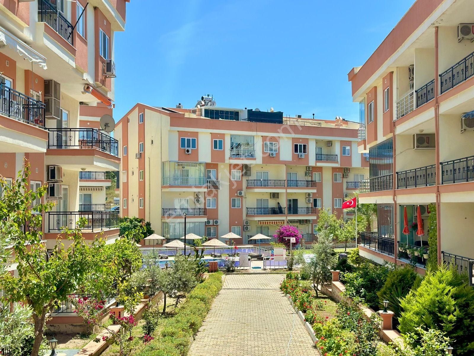 Didimde Havuzlu Sitede Satılık 3+1 Dublex Daire - Görsel 2