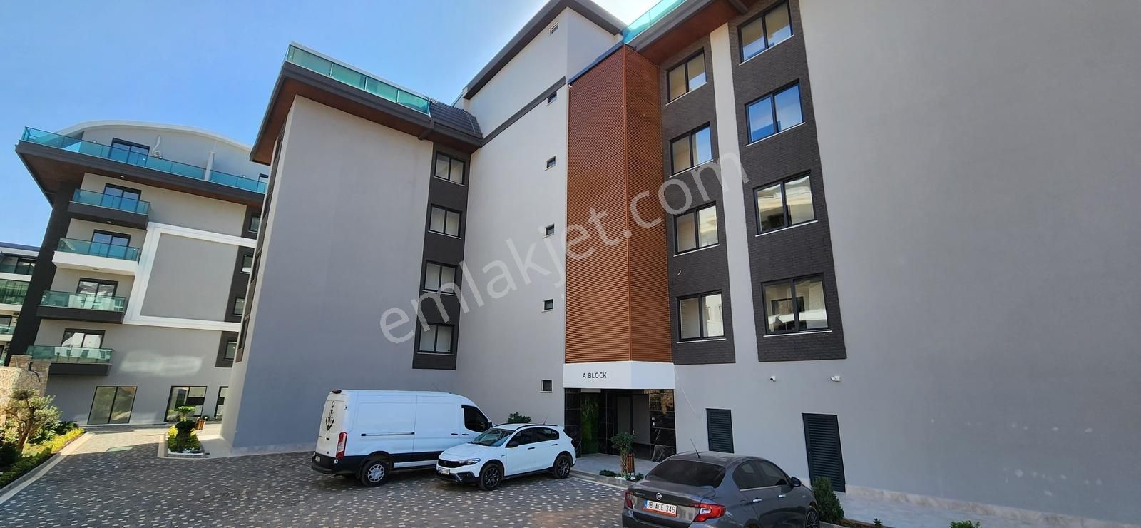 Acil Satılık !!! Oba Sea Pearl Park 1+1 3. Kat Full Aktivite - Görsel 3