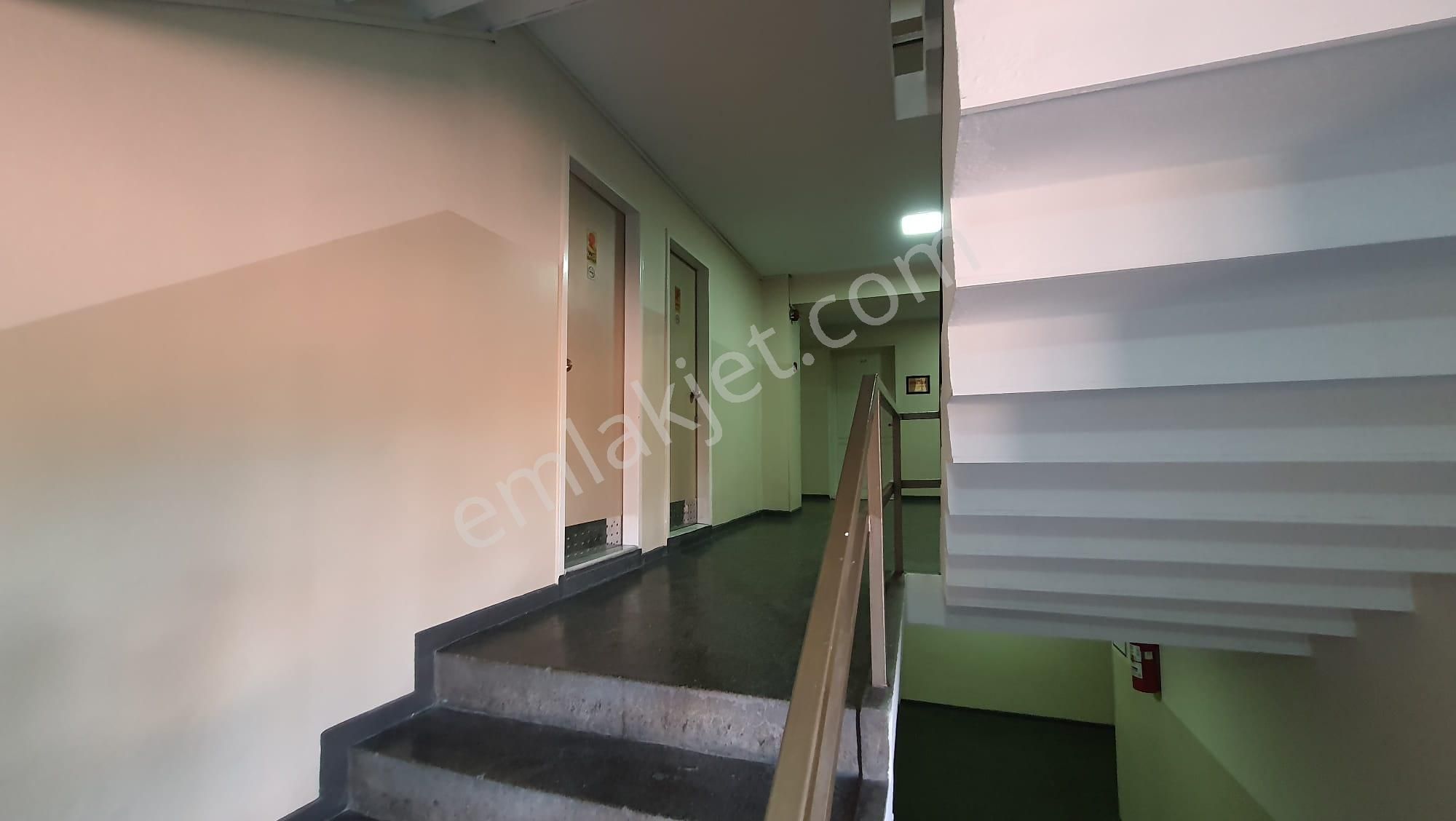 Koçaş İşmerkezinde 1+1 İçi Yapılı Kiralık Ofis - Görsel 19