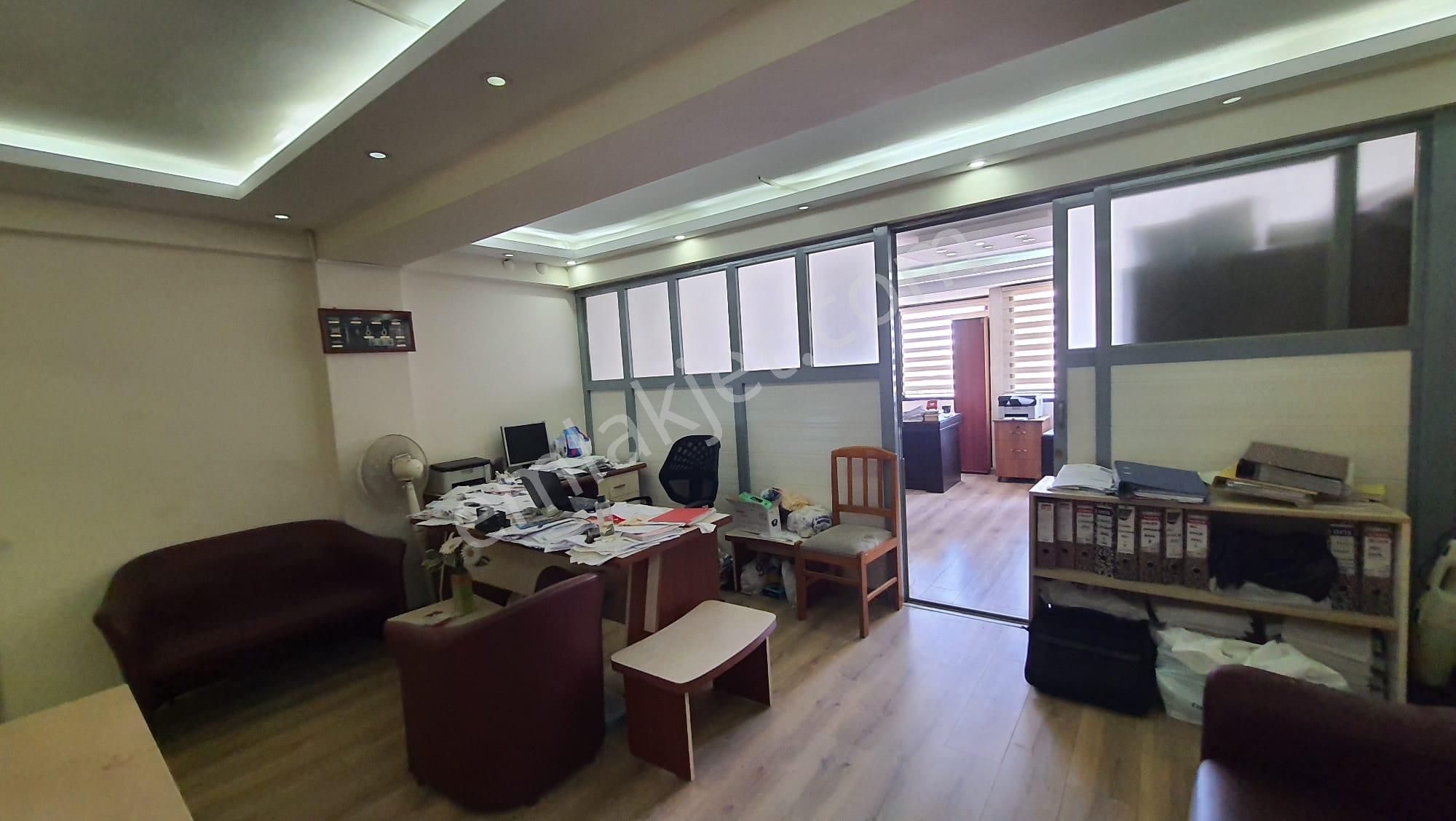 Koçaş İşmerkezinde 1+1 İçi Yapılı Kiralık Ofis - Görsel 11