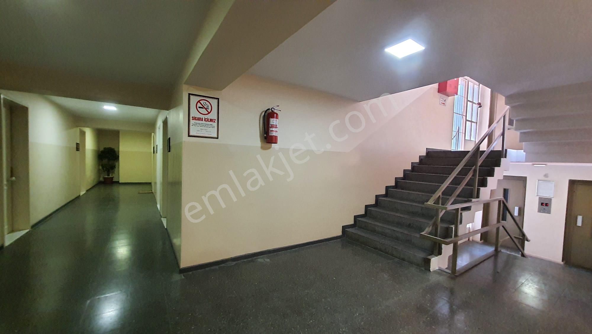 Koçaş İşmerkezinde 1+1 İçi Yapılı Kiralık Ofis - Görsel 22