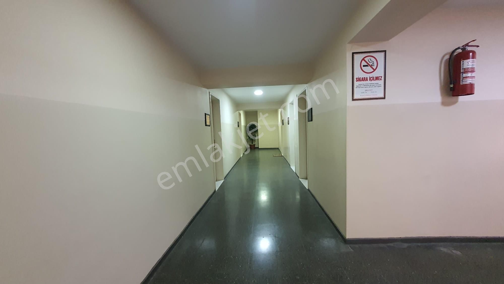 Koçaş İşmerkezinde 1+1 İçi Yapılı Kiralık Ofis - Görsel 21