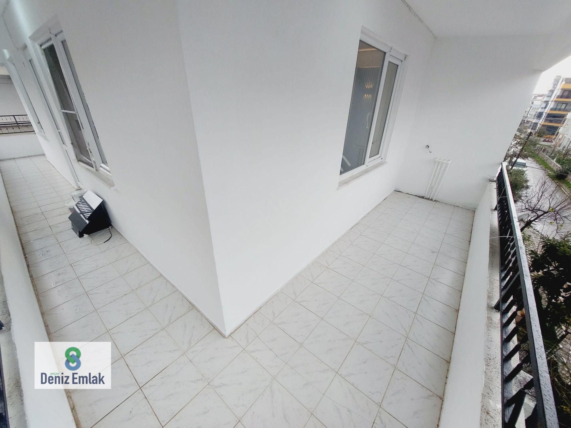 Denizden Akçayda Öncephe Arakat Masrafsız Satılık 2+1 Daire. - Görsel 24