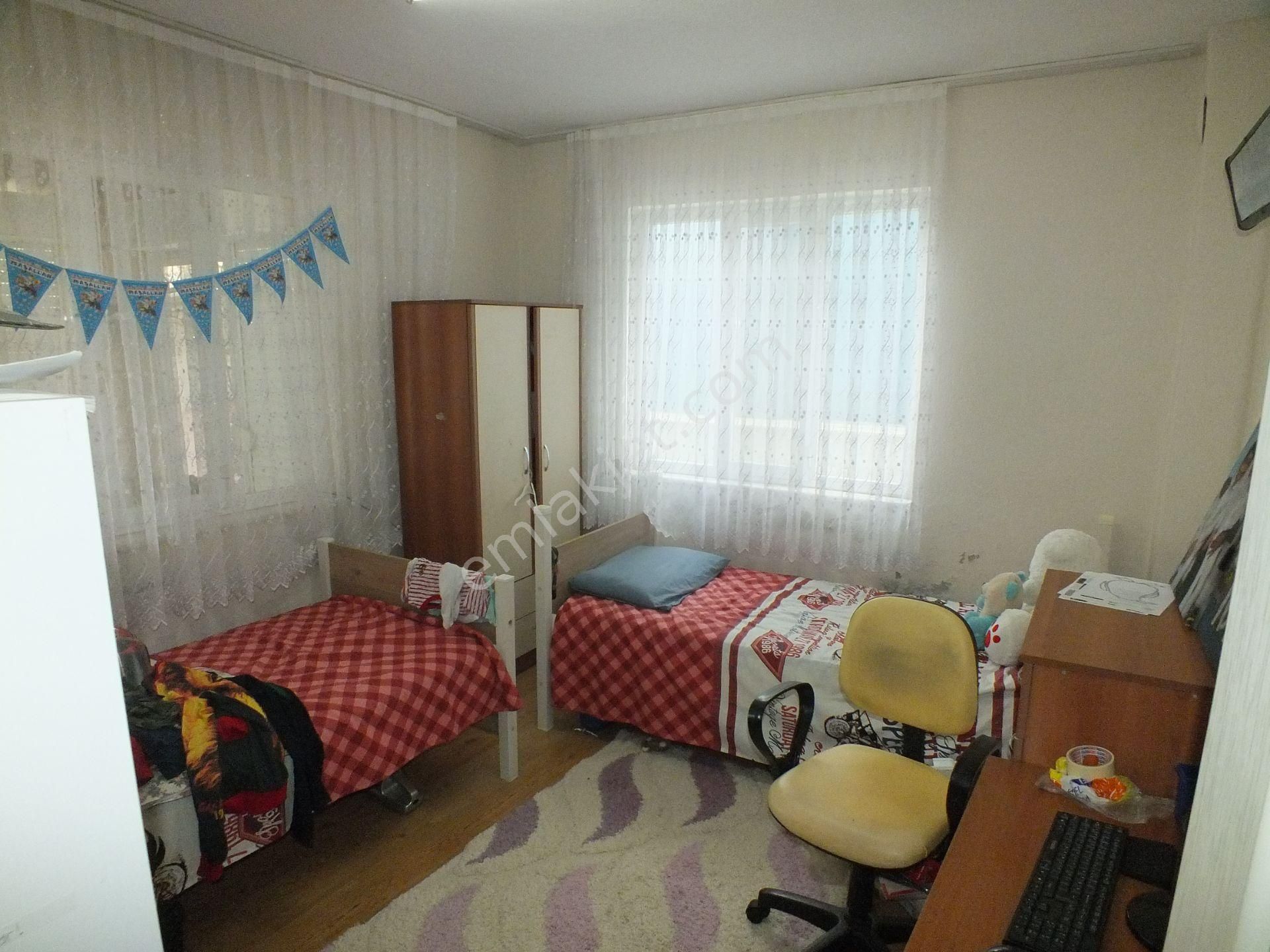 Sevindikli Mahallesinde Satılık 2 Katlı Müstakil Ev - Görsel 10