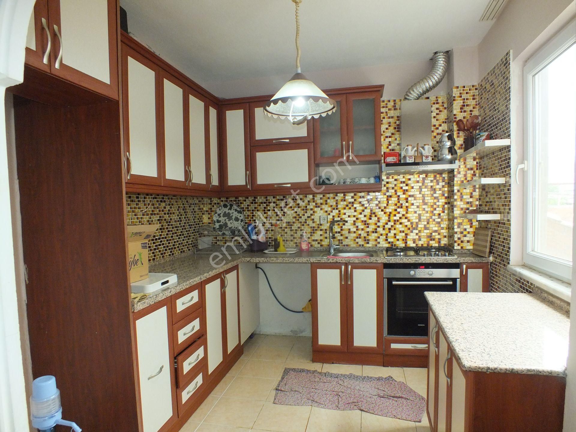 Sevindikli Mahallesinde Satılık 2 Katlı Müstakil Ev - Görsel 24