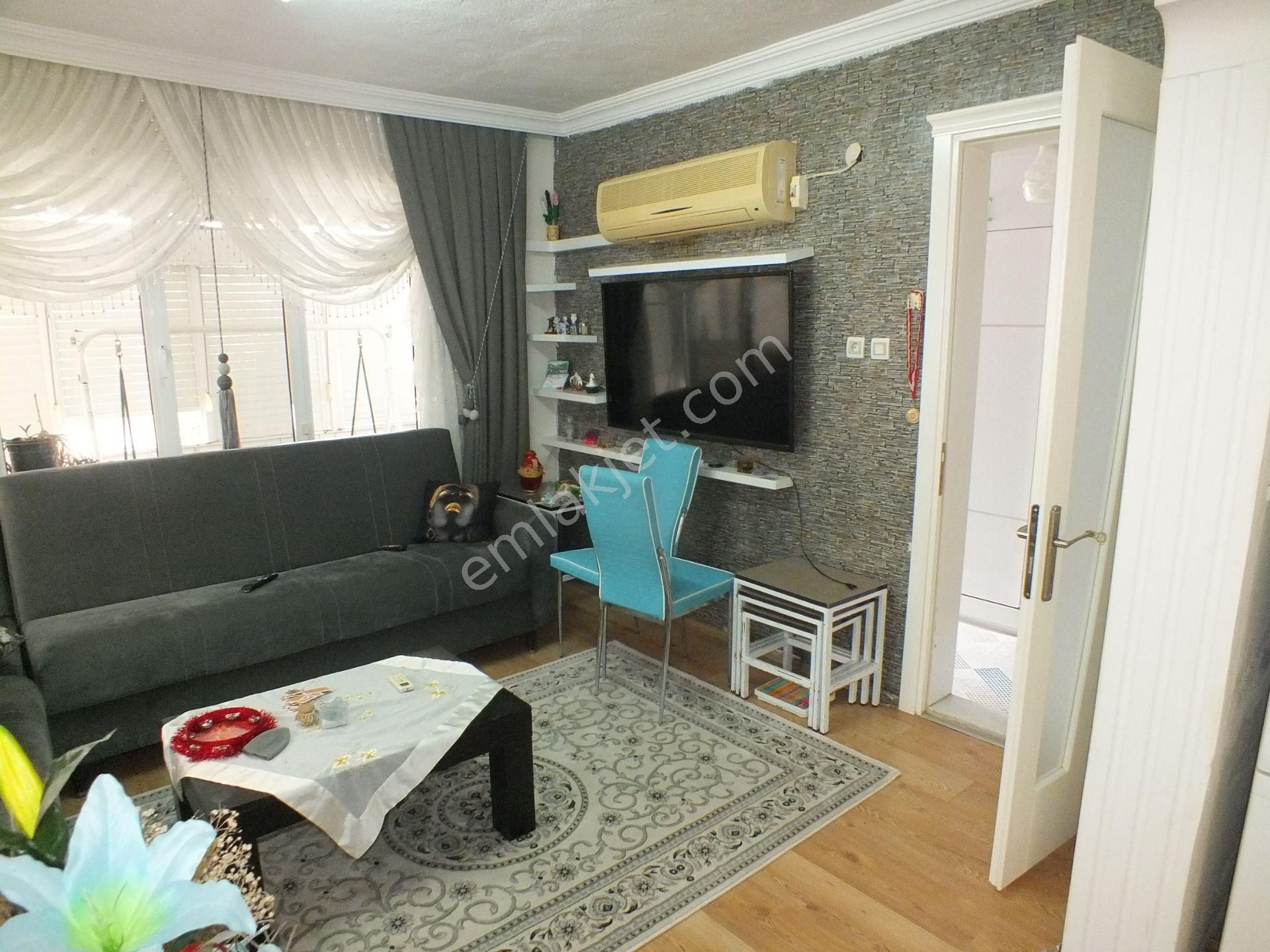 Sevindikli Mahallesinde Satılık 2 Katlı Müstakil Ev - Görsel 8