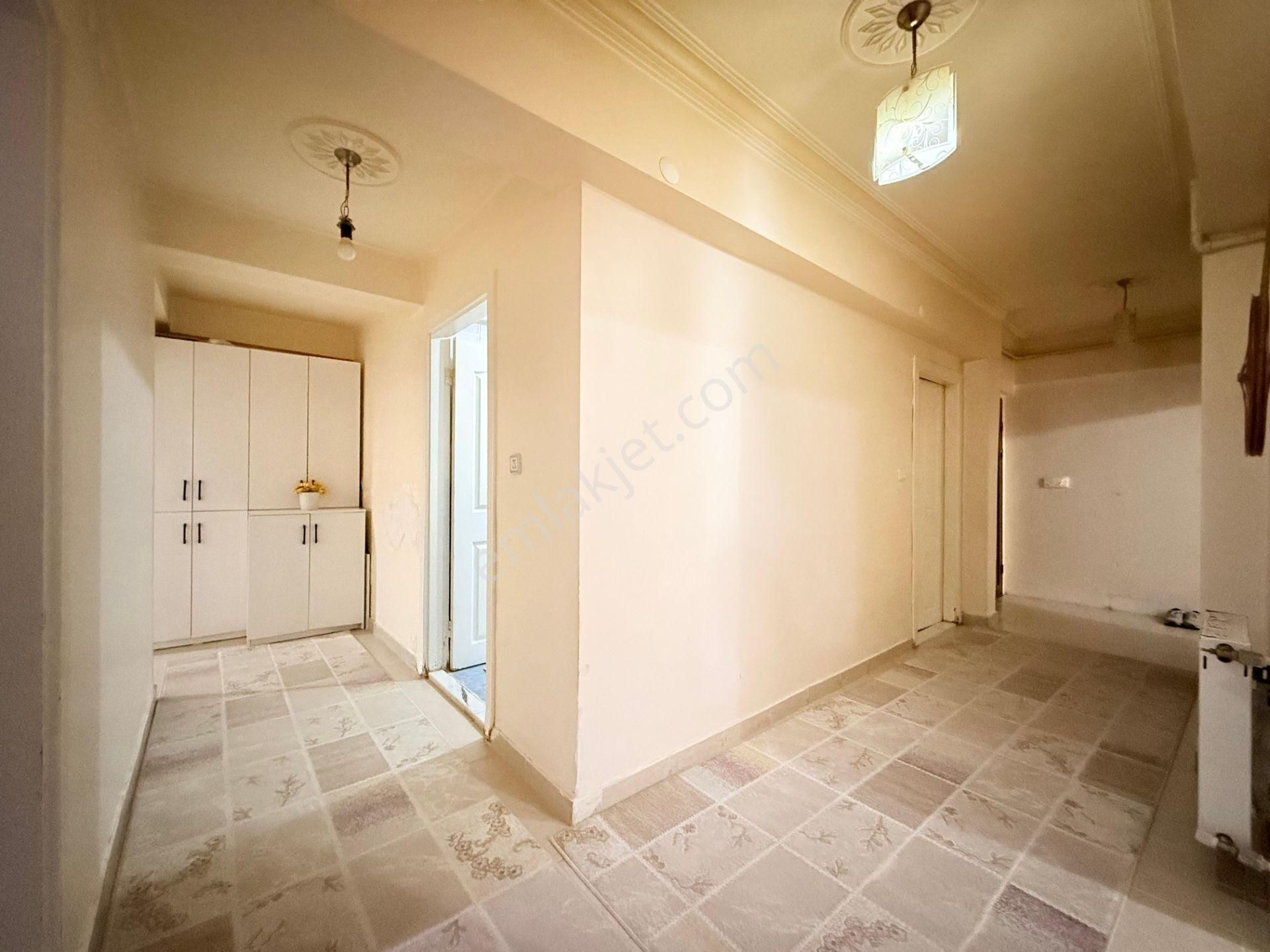 Kaleck Emlak'tan Merkezi Konumda 3+1 Masrafsız Temiz Daire - Görsel 18