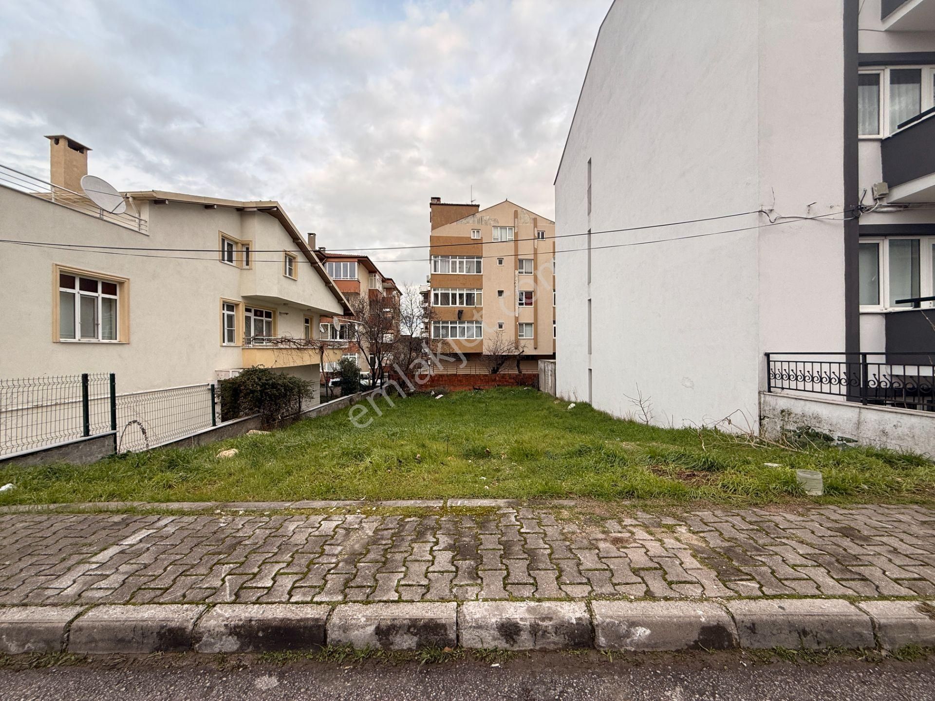 Karesi Atatürk Mahallesinde Yeşil Alan Cepheli Satılık Arsa - Görsel 9