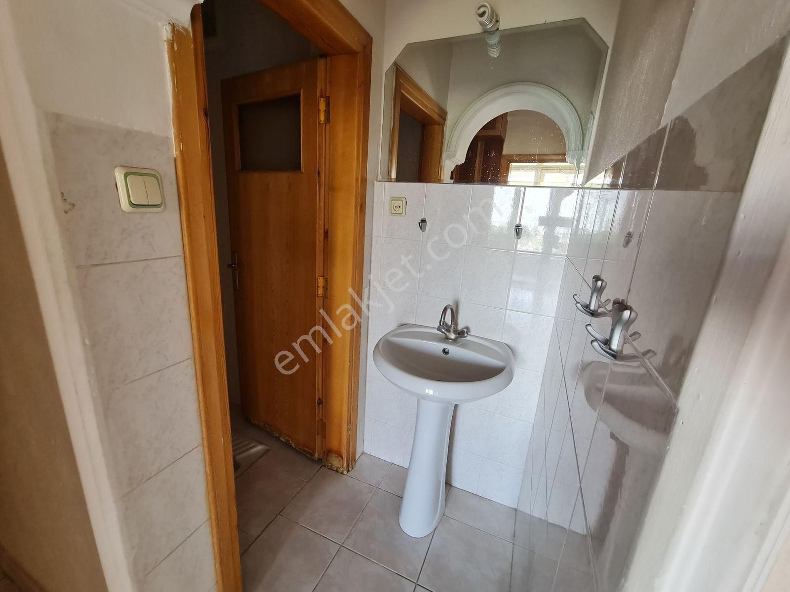 Uğur Emlak'tan Bosna Merkezinde 3+1 Kiralık Daire - Görsel 15