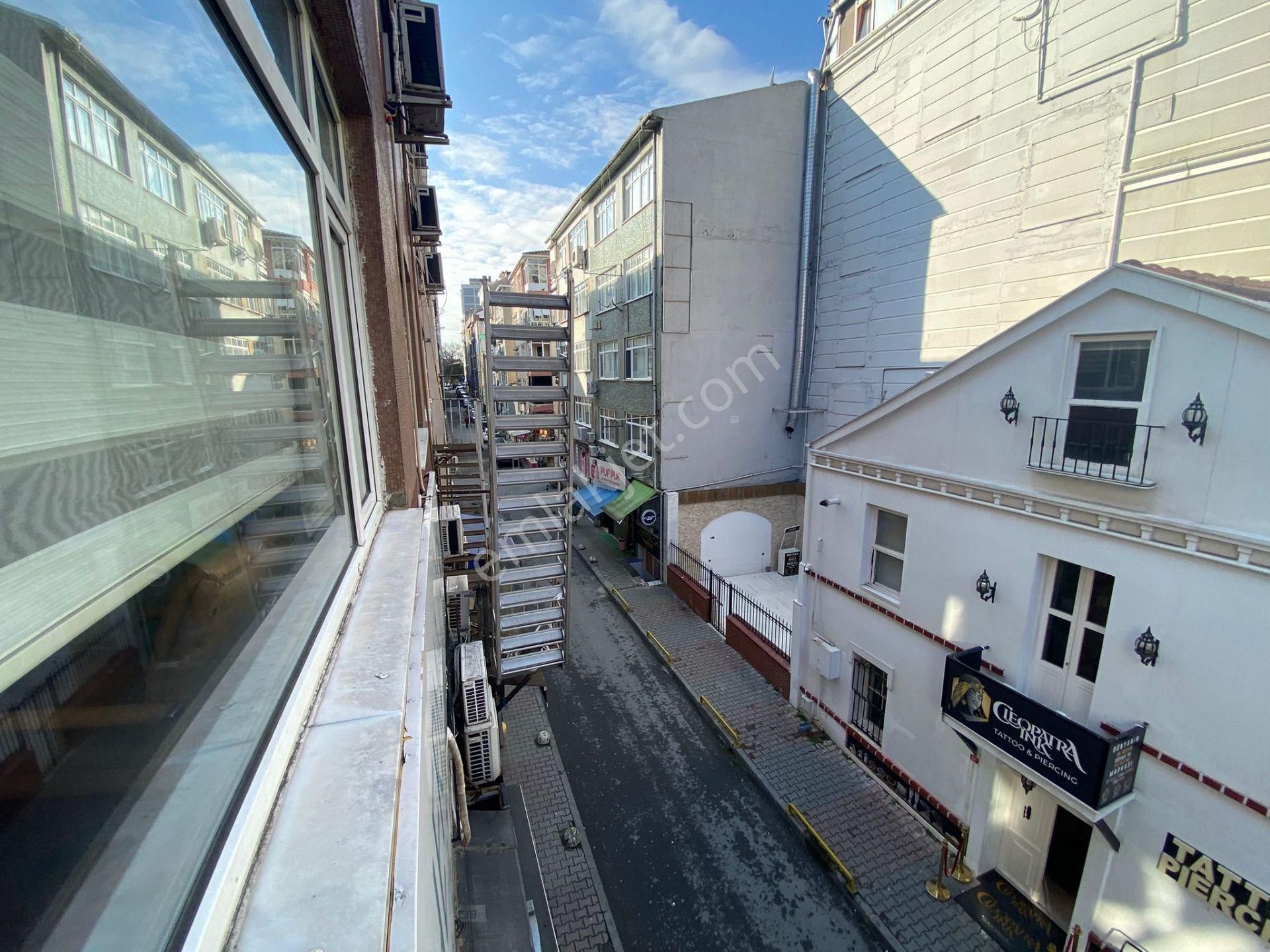 Bakırköyün En Değerli Aksı | Ebuziya Caddesi | Sahile 200 M - Görsel 19