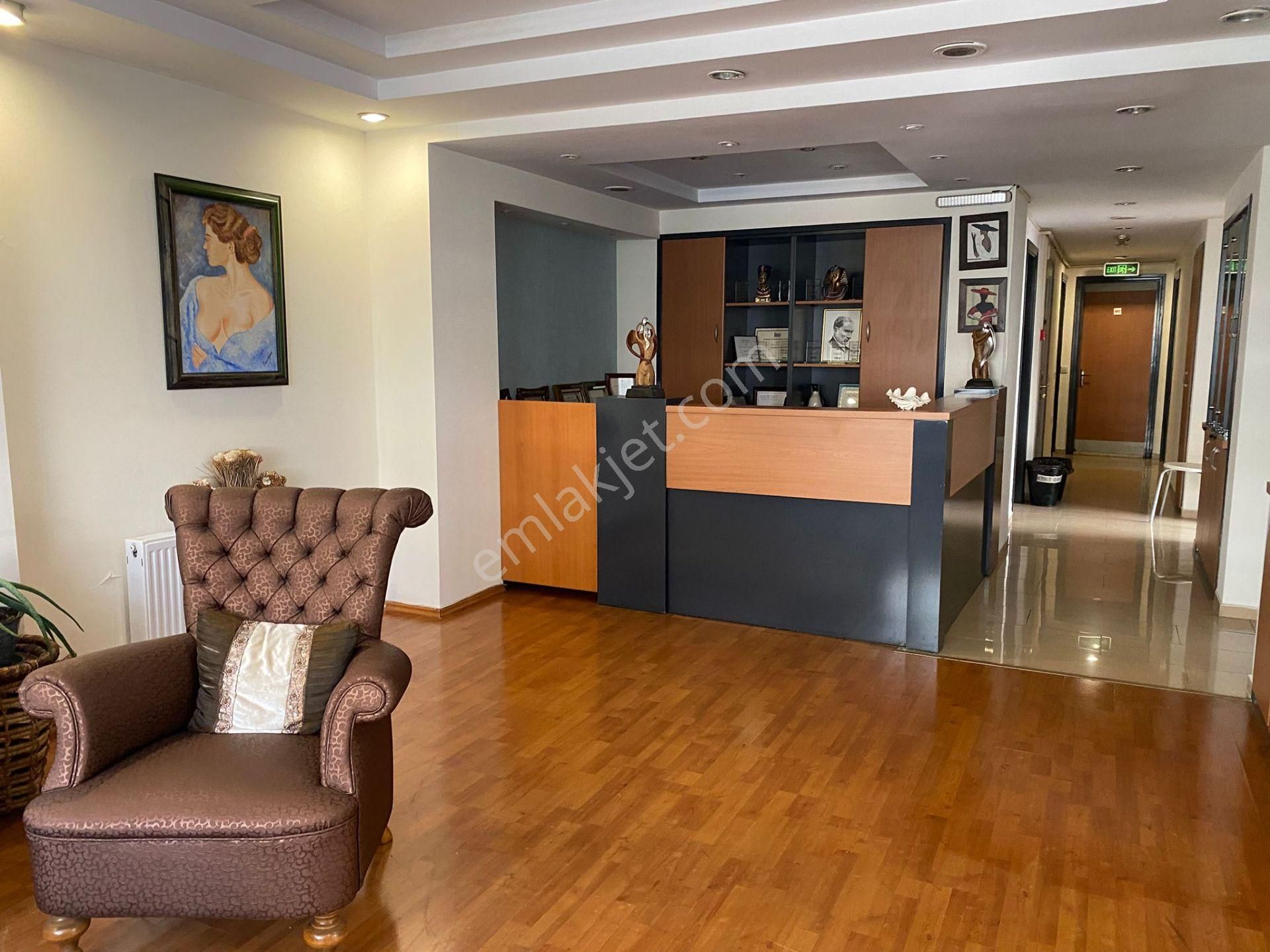 Bakırköyün En Değerli Aksı | Ebuziya Caddesi | Sahile 200 M - Görsel 13