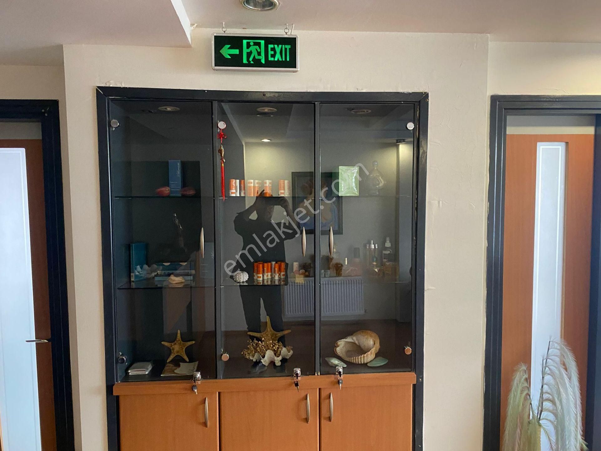 Bakırköyün En Değerli Aksı | Ebuziya Caddesi | Sahile 200 M - Görsel 8