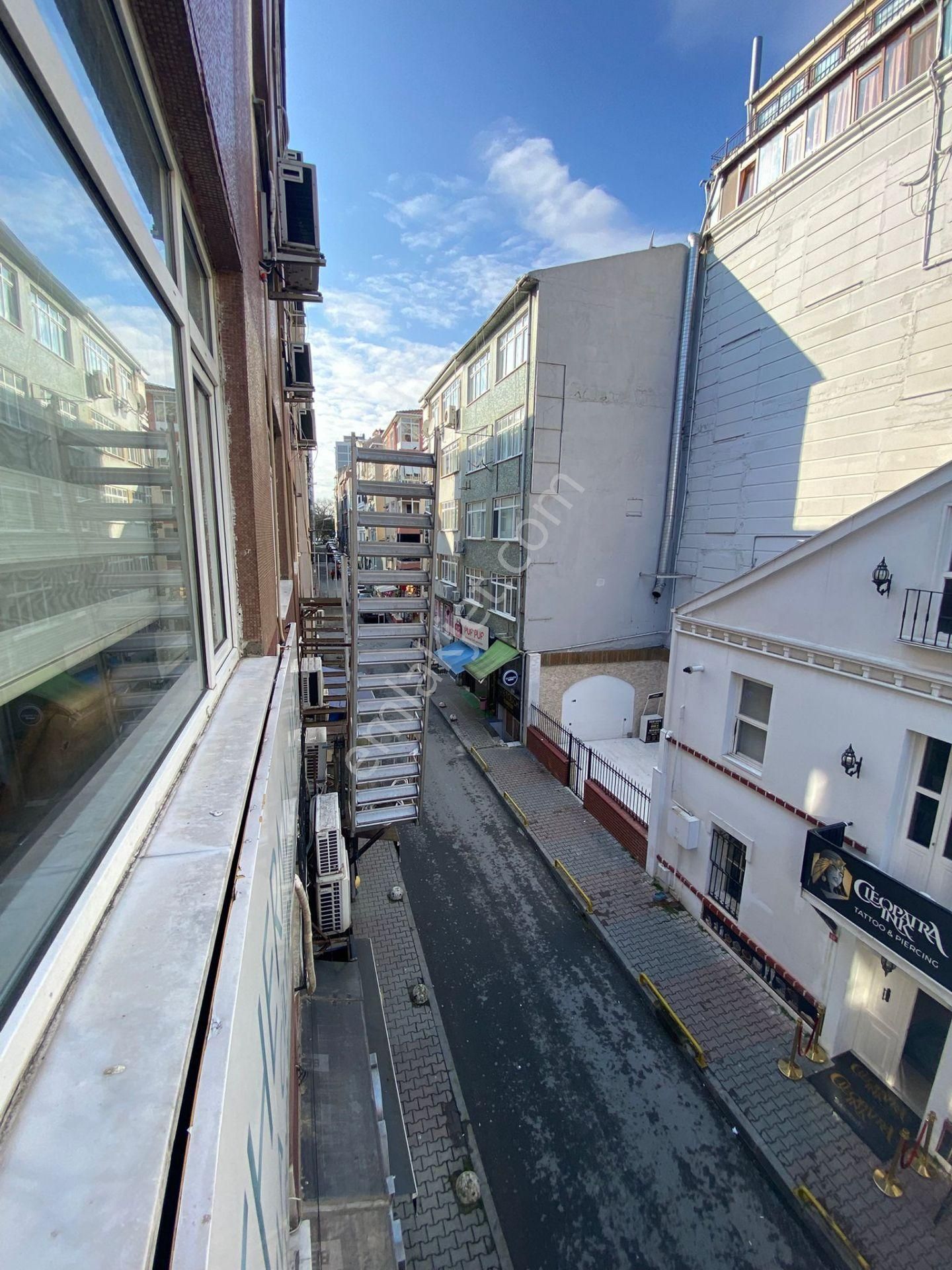 Bakırköyün En Değerli Aksı | Ebuziya Caddesi | Sahile 200 M - Görsel 17