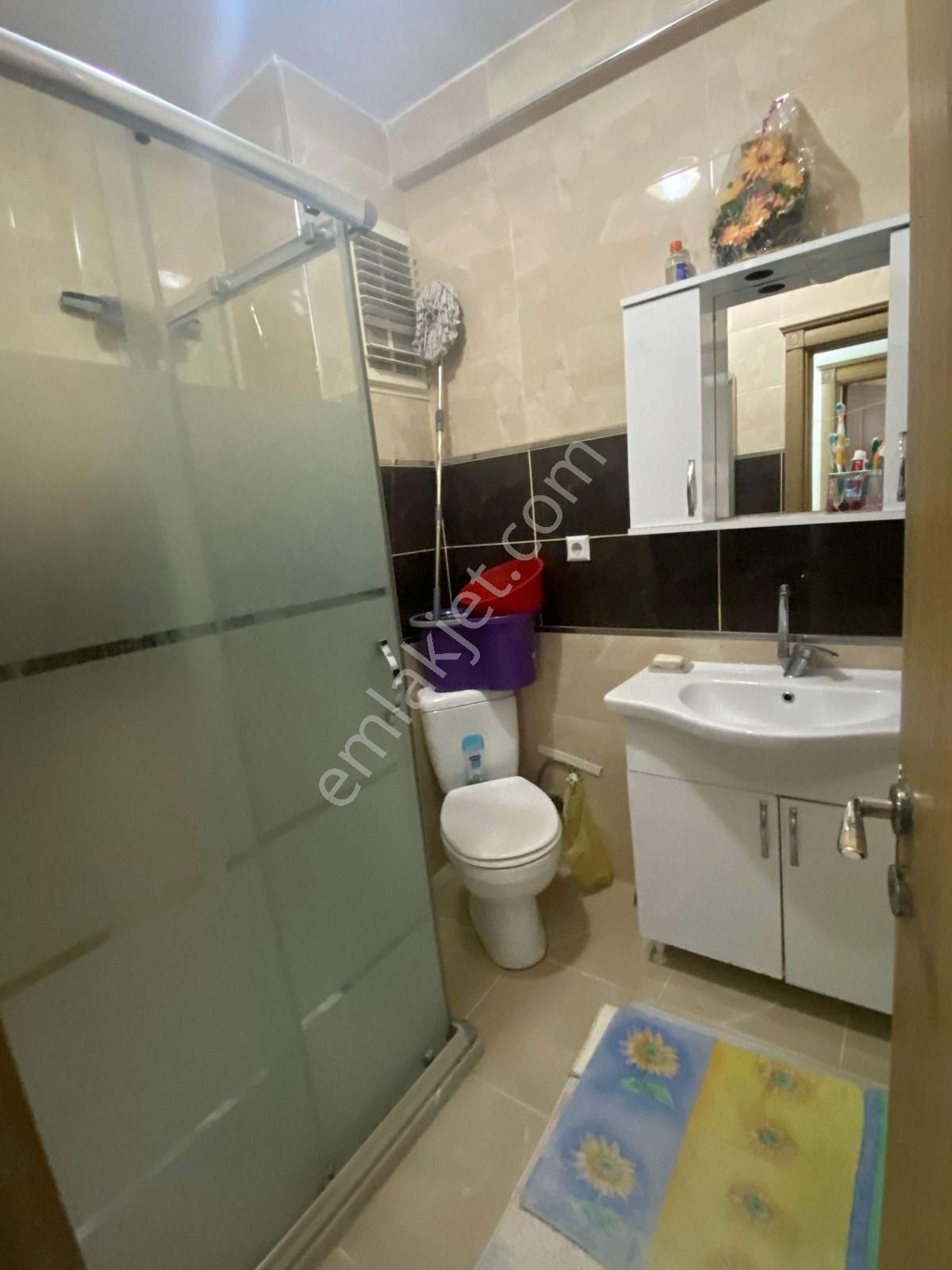 Fatih Emlak Tan 2+1 Bahçe Katı Kat Mülkiyetli Metro Metrobuse Yakın - Görsel 8