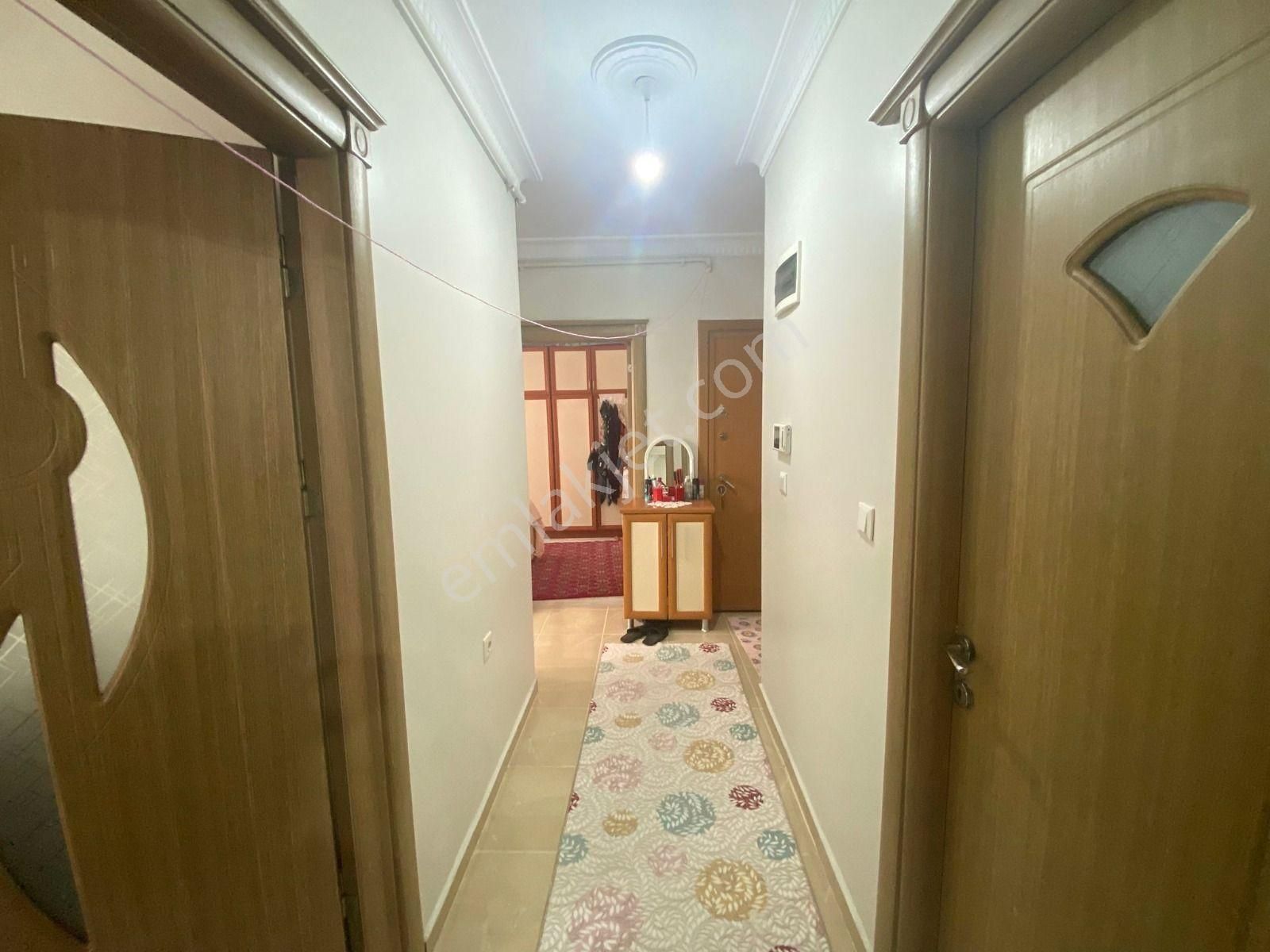 Fatih Emlak Tan 2+1 Bahçe Katı Kat Mülkiyetli Metro Metrobuse Yakın - Görsel 7