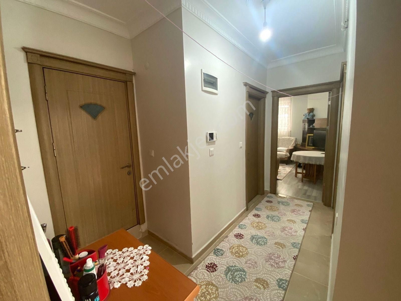 Fatih Emlak Tan 2+1 Bahçe Katı Kat Mülkiyetli Metro Metrobuse Yakın - Görsel 6