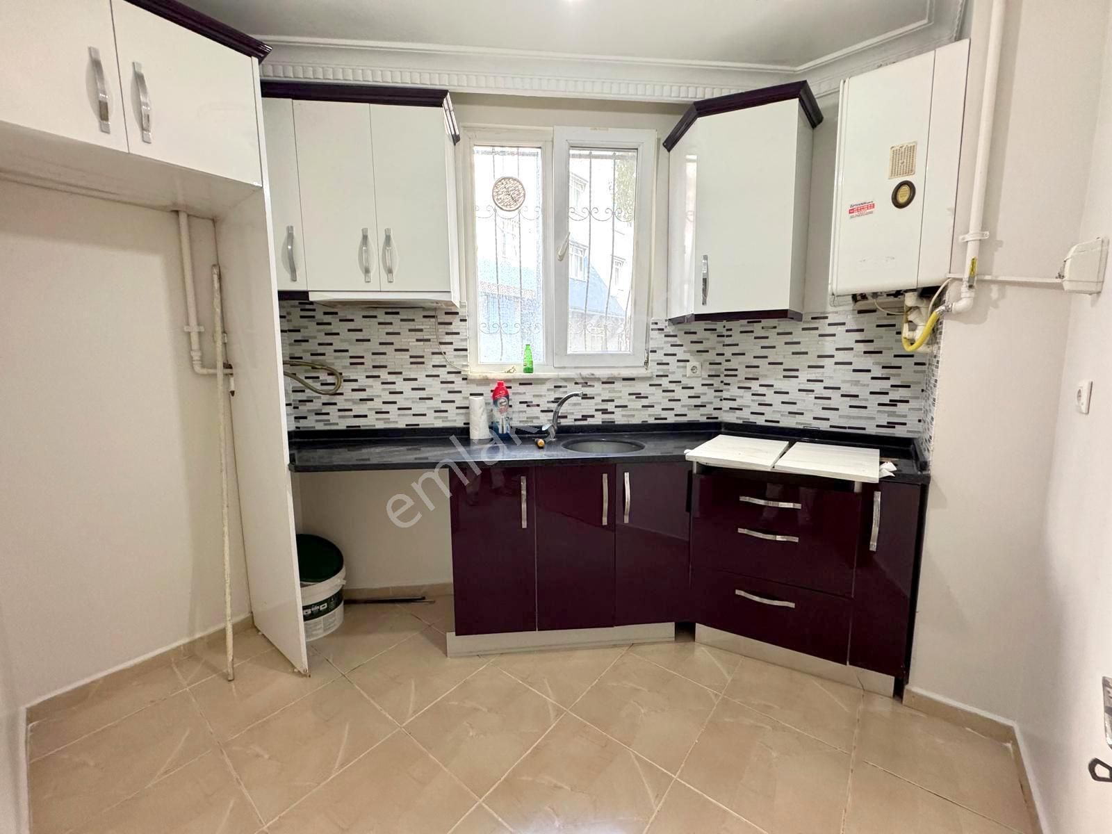 Fatih Emlak Tan 2+1 Bahçe Katı Kat Mülkiyetli Metro Metrobuse Yakın - Görsel 5