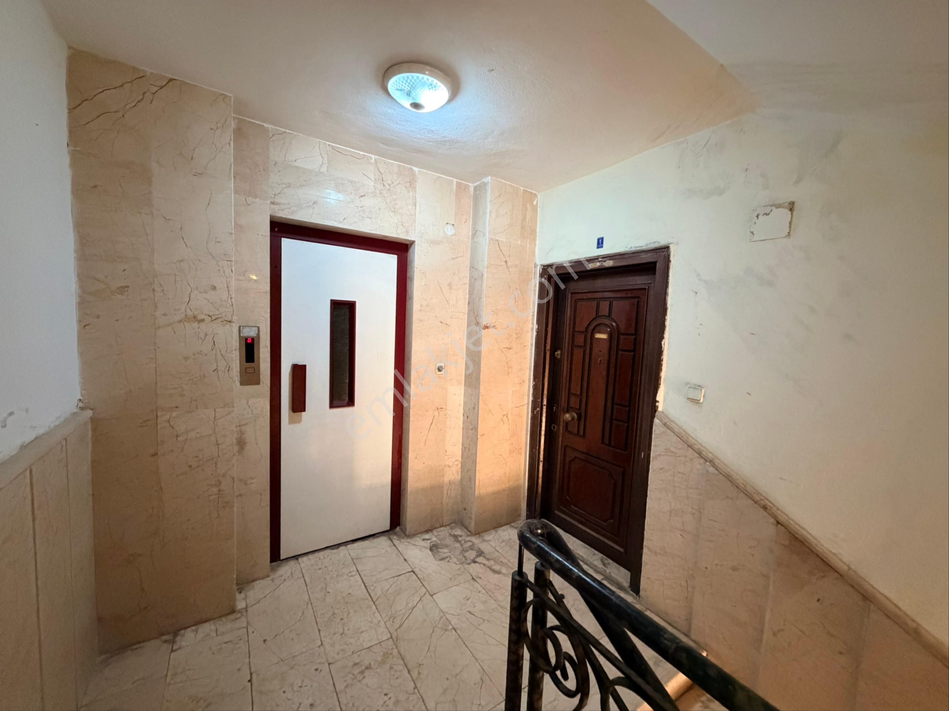 Emlakparktan Kızlarpınarında Çevreyolu Kenarı 450m2 Ofis - Görsel 26