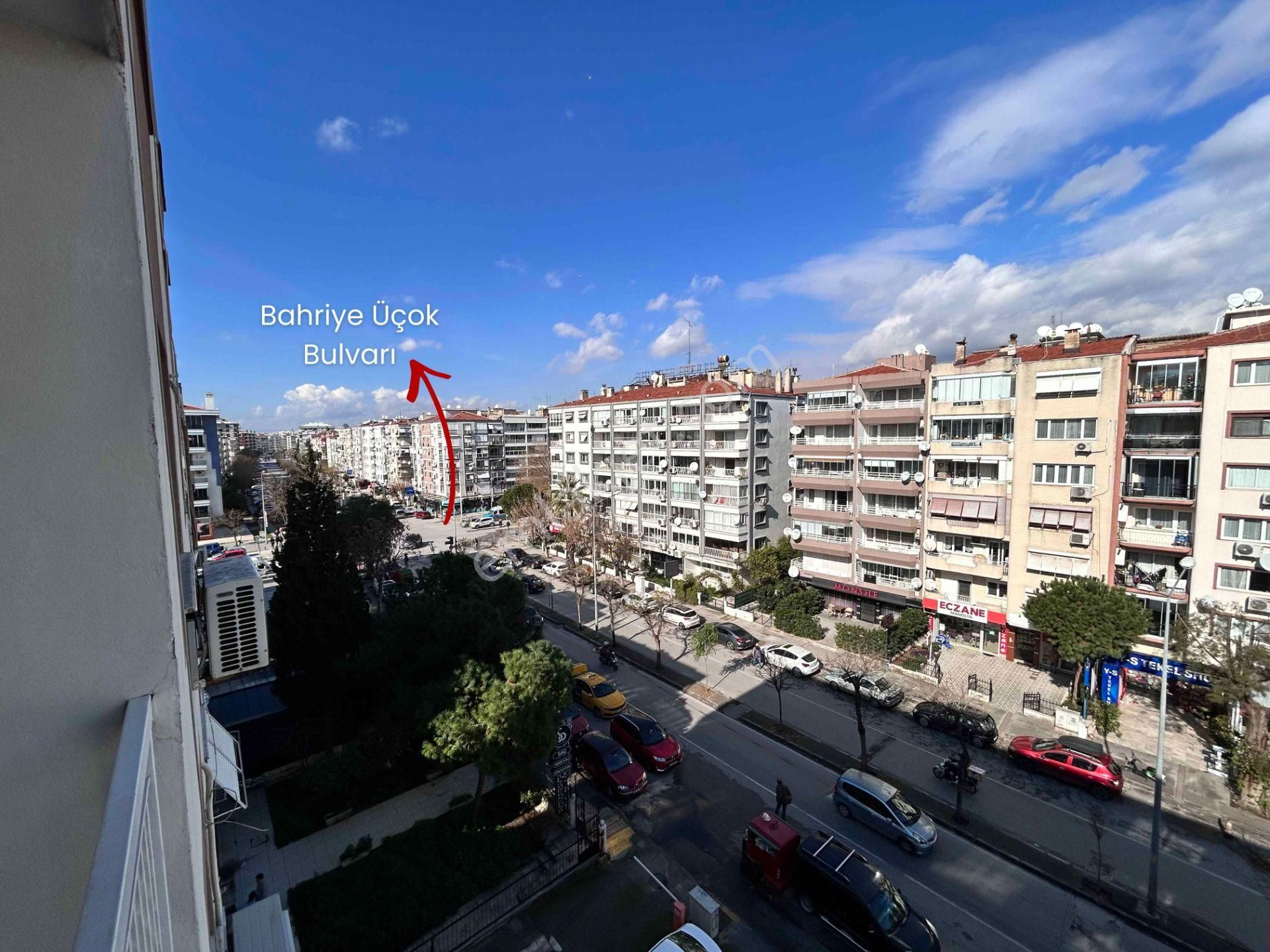 Karşıyaka Merkezde Asansörlü Arakat Çift Banyolu Kiralık Daire - Görsel 10