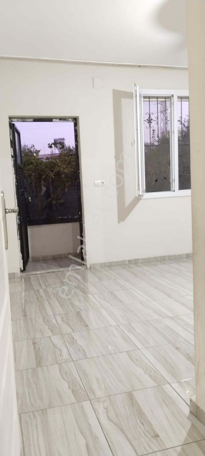 Adana Sarıçam Kozan Yolunda Buruk Mezarlığına Yakın Konum Doğalgazlı Müstakil Kiralık Fırsat Daire - Görsel 7