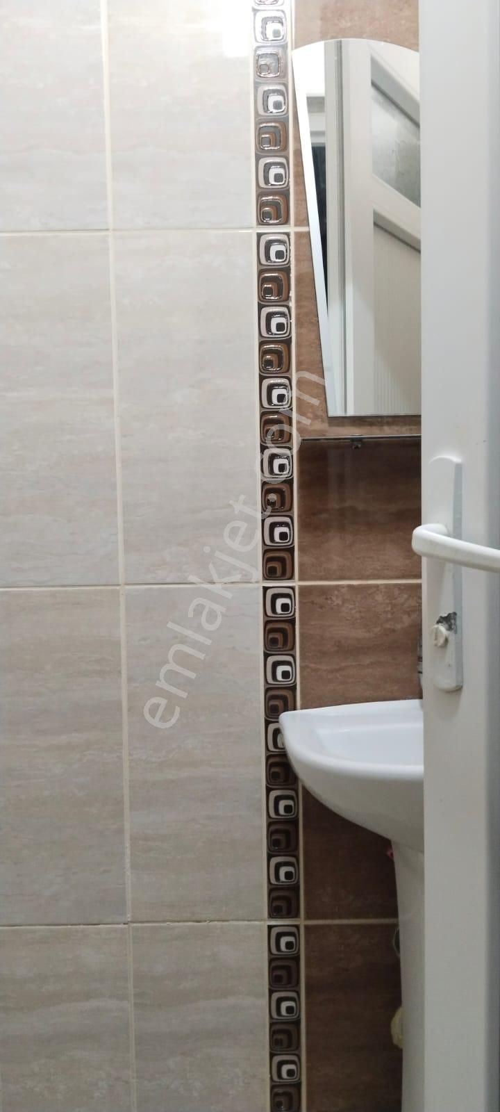 Adana Sarıçam Kozan Yolunda Buruk Mezarlığına Yakın Konum Doğalgazlı Müstakil Kiralık Fırsat Daire - Görsel 9