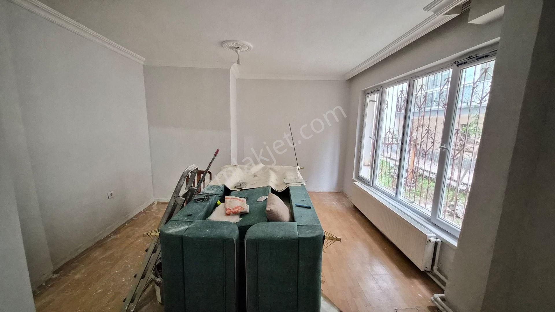 Abidin Paşada 2+1 Kot - 2 De Pimapenli Boyalı Satılık Daire - Görsel 4