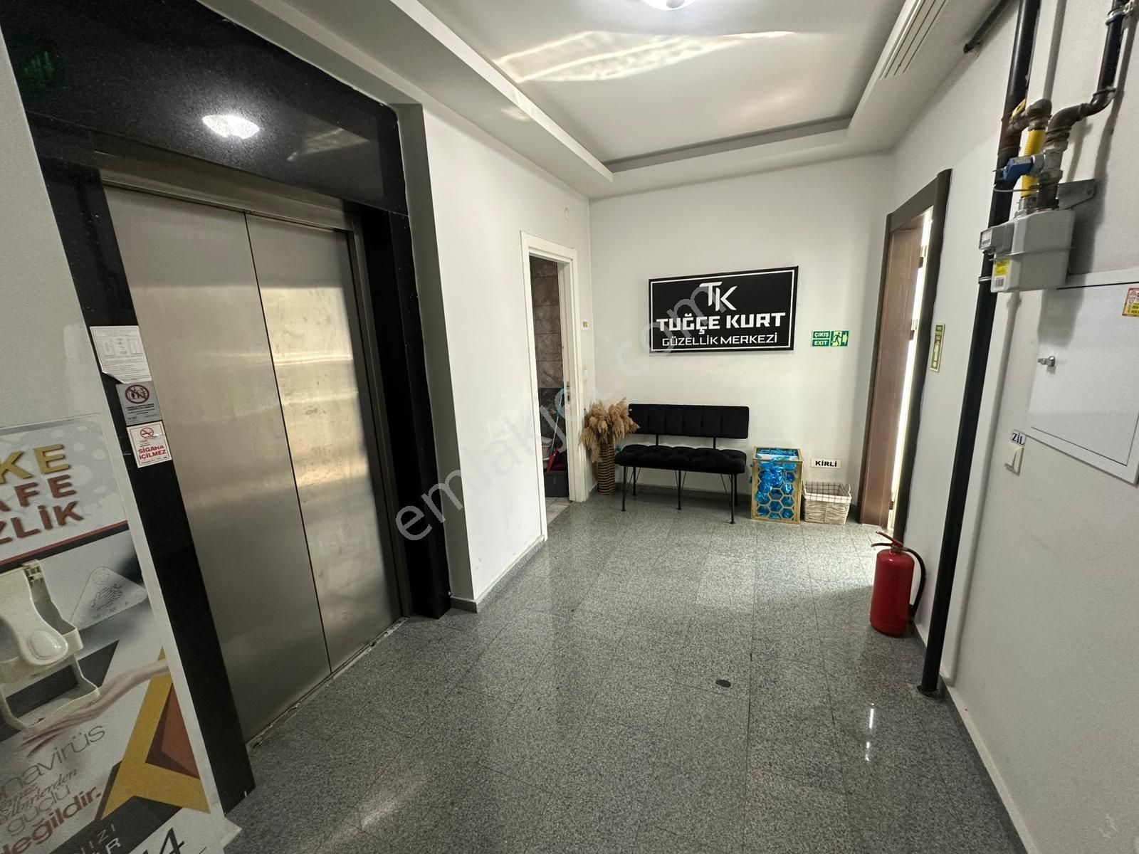 Ümraniye Meydan'da Kiralık 120 M2 Net Ofis Katı - Görsel 24