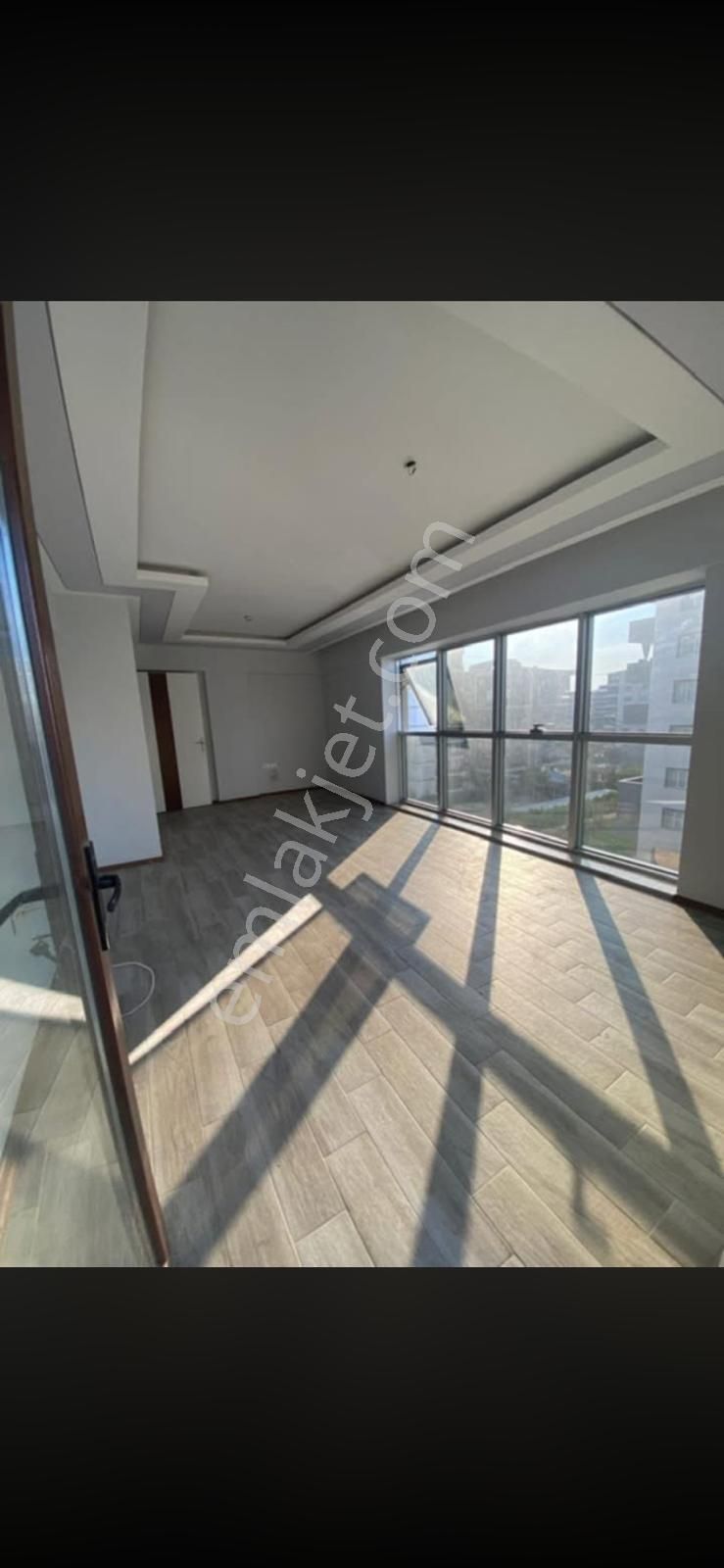 Zafer Mahallesi Site İçinde 4. Kat Ara Kat Asansörlü 3+1 Doğalgazlı Daire - Görsel 2