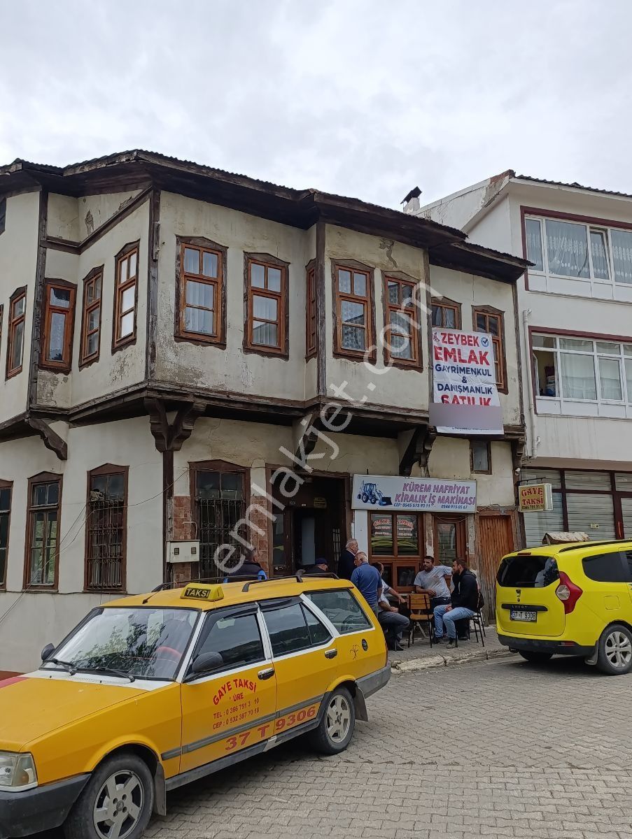 Küre/ İlçemizde Merkezde Müstakil 3.katli Konak+ 2.ayri Dükkân - Görsel 24