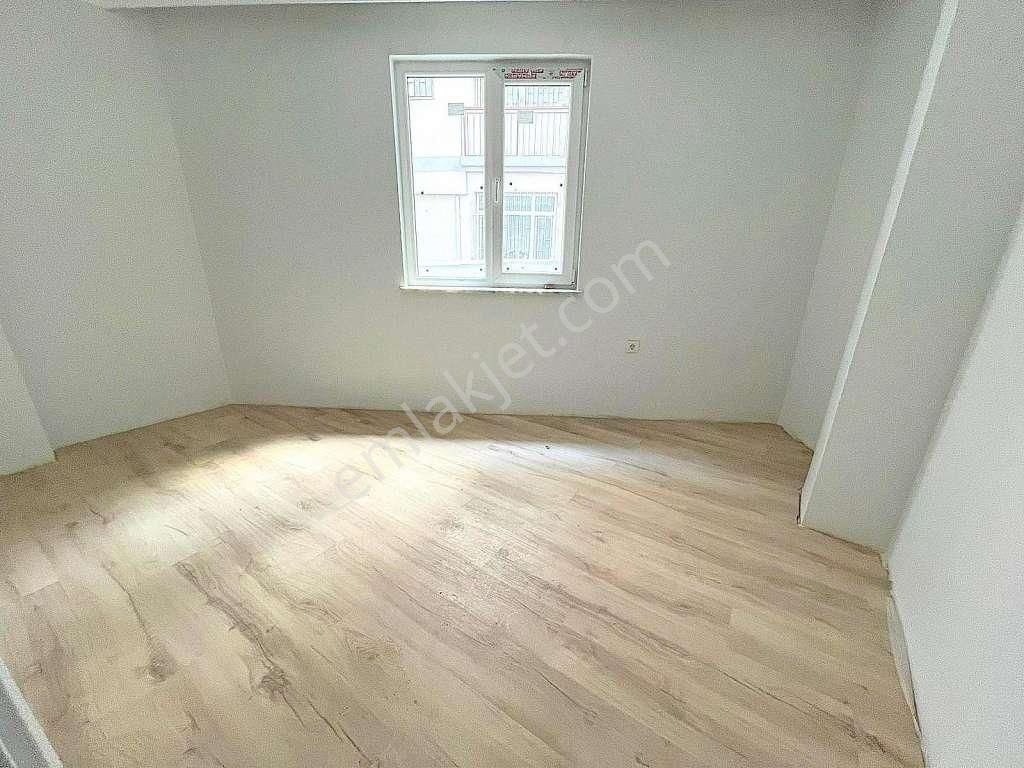 Kaçmaz.dan Altıntepe'de Yeni Binada Ara Katta Teraslı Lüks 2+1 - Görsel 14