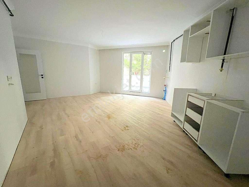 Kaçmaz.dan Altıntepe'de Yeni Binada Ara Katta Teraslı Lüks 2+1 - Görsel 4