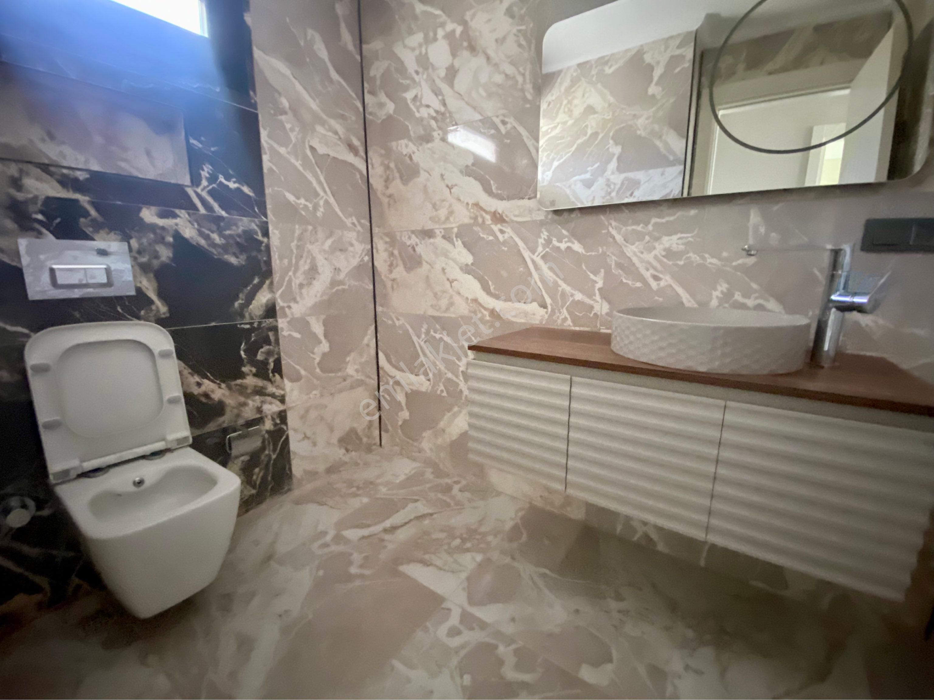 Özel Havuzlu, Geniş Bahçeli, Sıfır 4 Oda 2 Salon - Görsel 21