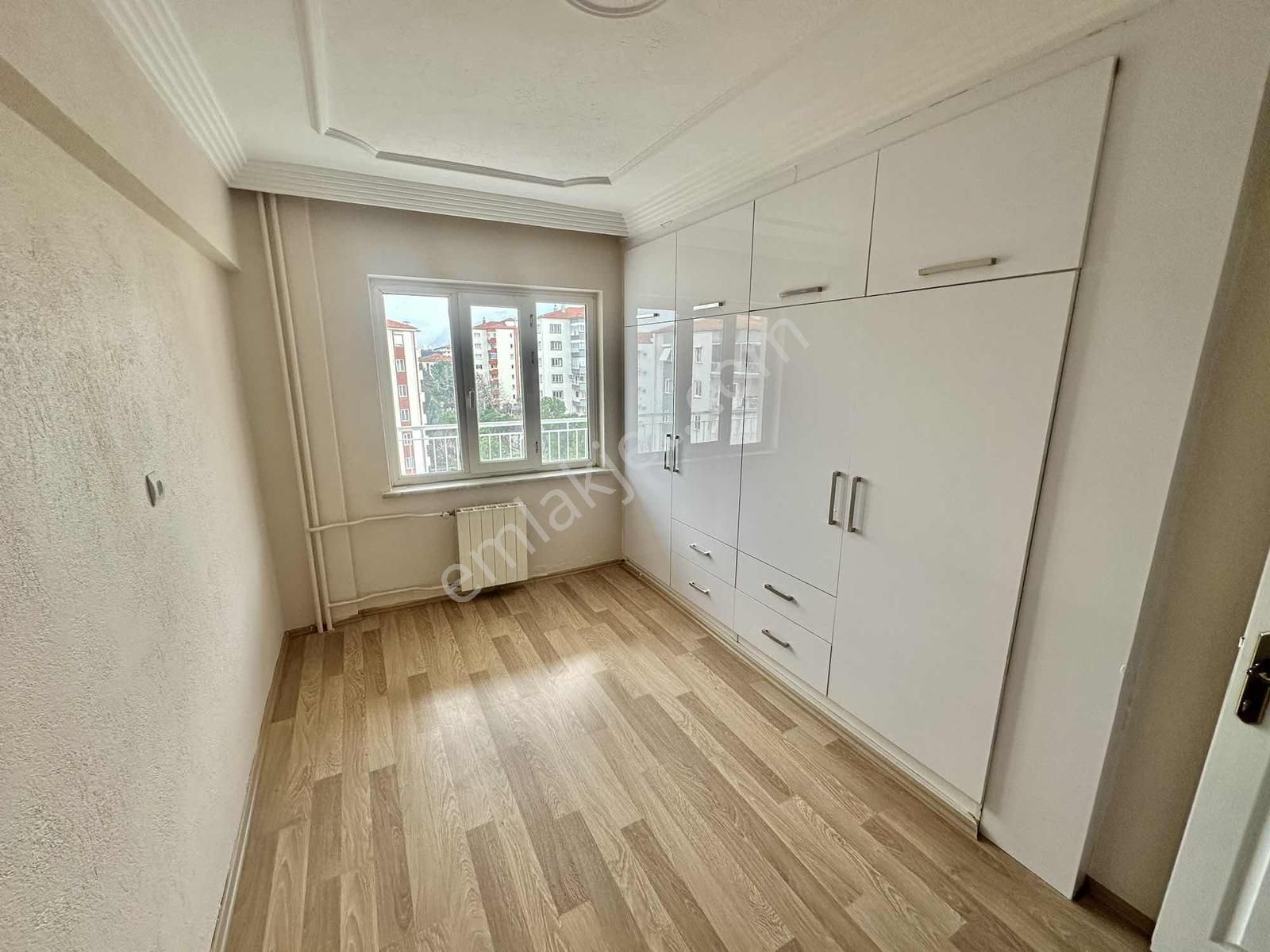 Servergazi De Depozitosuz 3+1 150 M2 Arakat Daire - Görsel 11