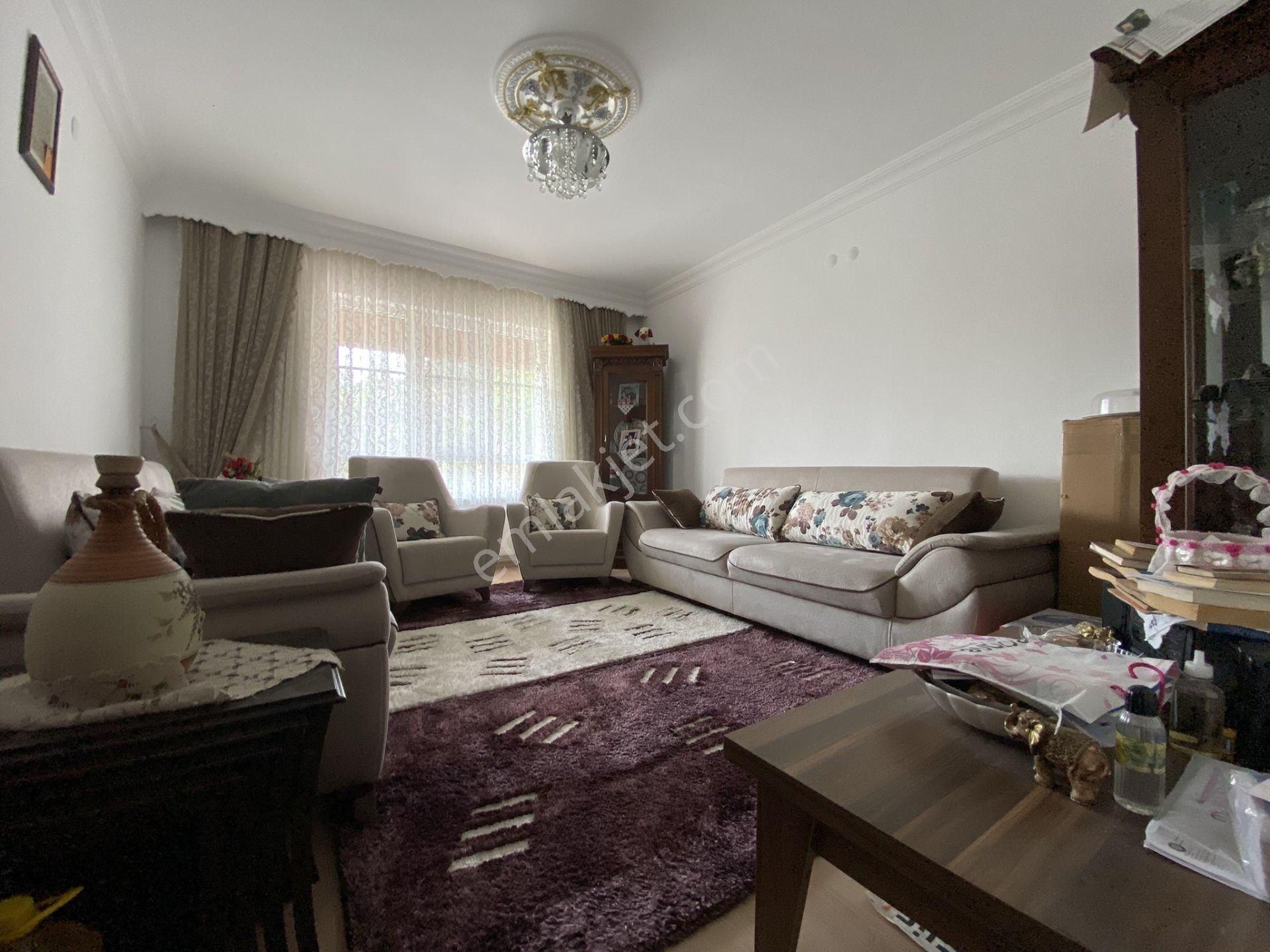 Kalecik Emlak'tan Y.emre Mah'de Köşe Başı Yapılı 2 Cepheli 3+1 Daire - Görsel 9